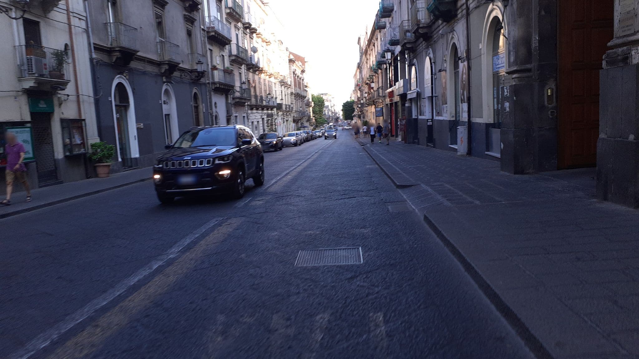 Street view near Le Suites del Duca di Sarro, Catania — © agliatav (CC BY-SA · Mapillary)