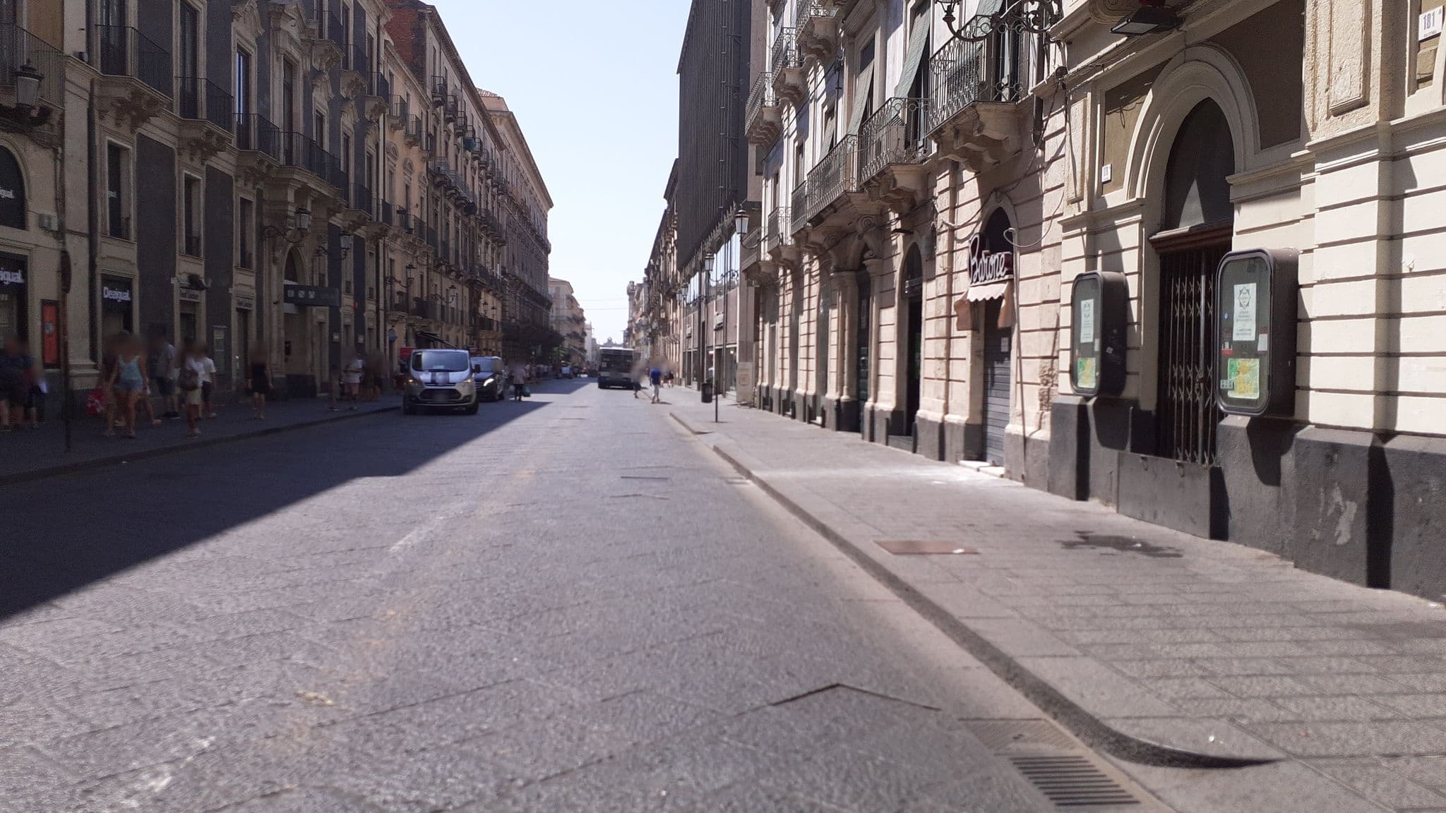 Street view near Art Fashion House, Catania — © agliatav (CC BY-SA · Mapillary)