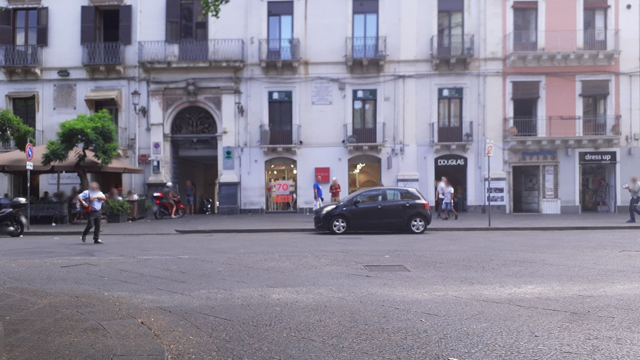 Street view near Gatto SRL, Catania — © agliatav (CC BY-SA · Mapillary)