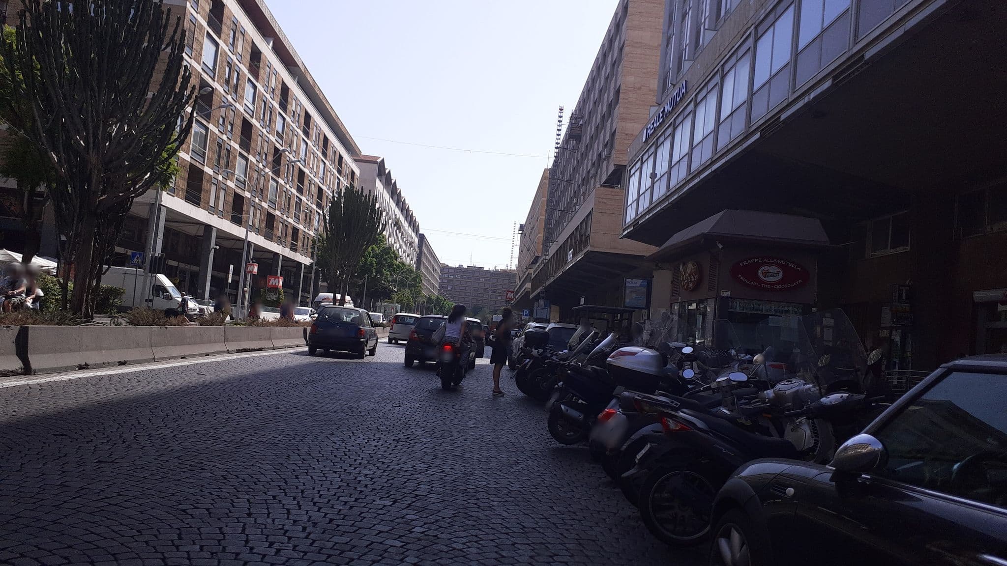 Street view near Sicilia Inn, Catania — © agliatav (CC BY-SA · Mapillary)