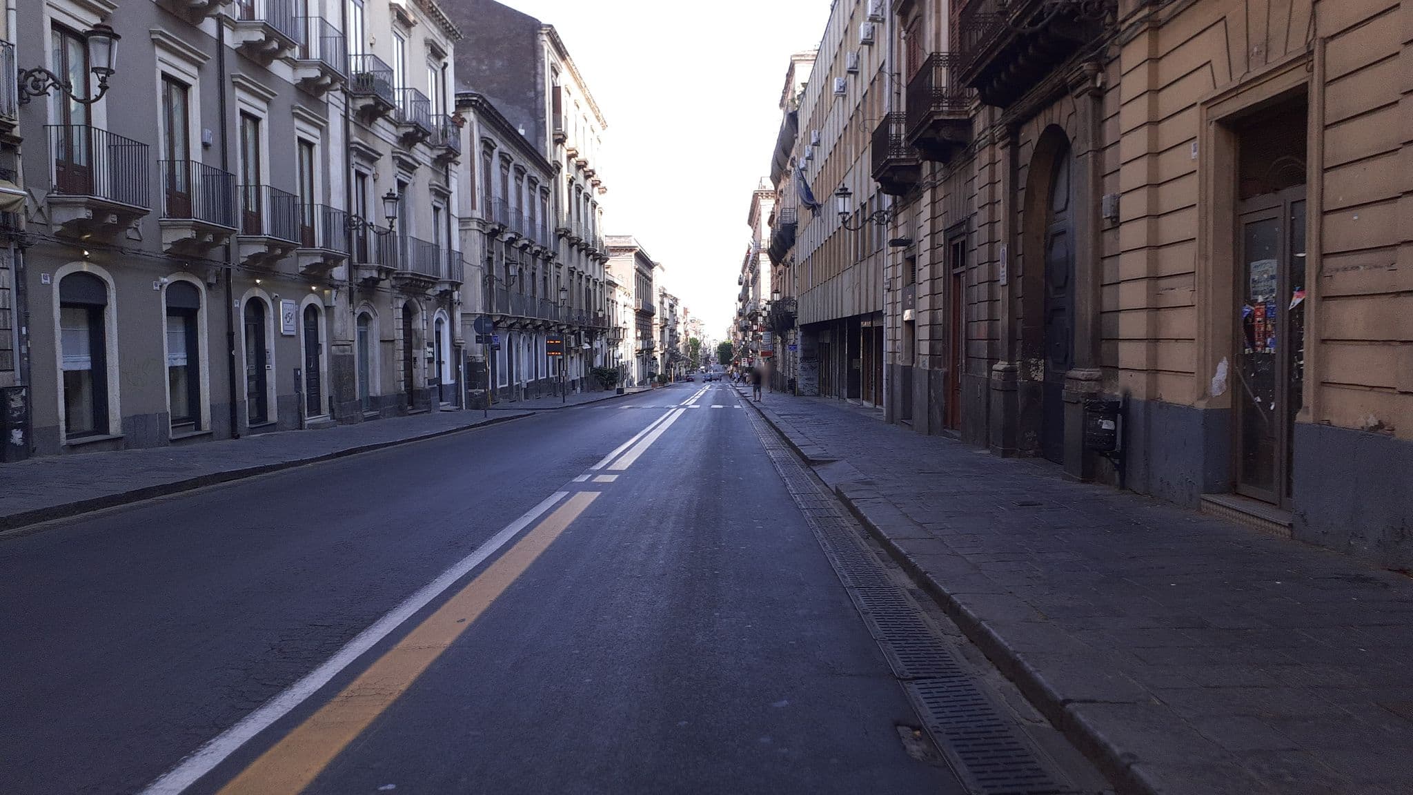 Street view near Via Etnea 454, Catania — © agliatav (CC BY-SA · Mapillary)