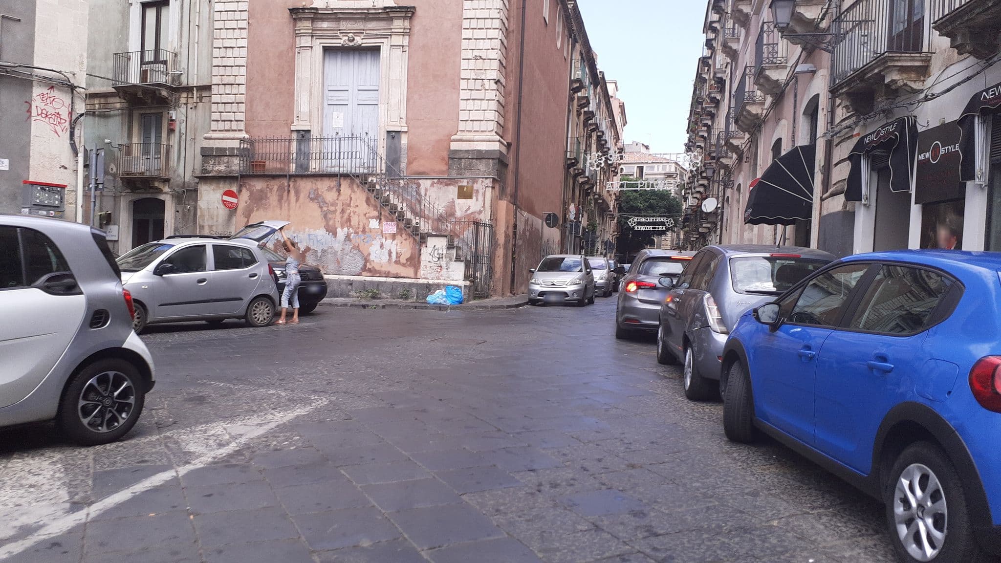 Street view near Xenios, Catania — © agliatav (CC BY-SA · Mapillary)