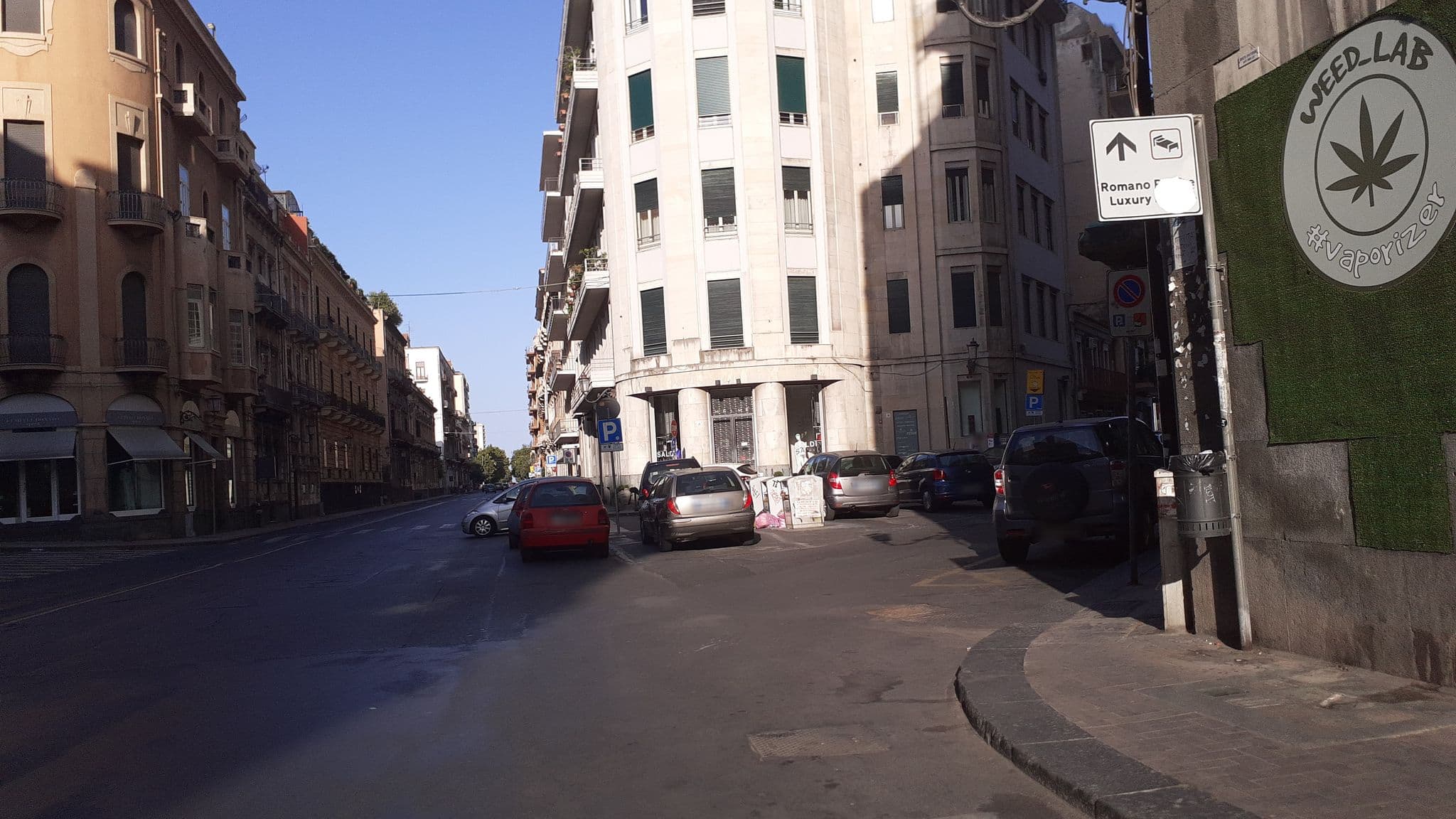 Street view near Al CentroCitta Bed and Breakfast, Catania — © agliatav (CC BY-SA · Mapillary)
