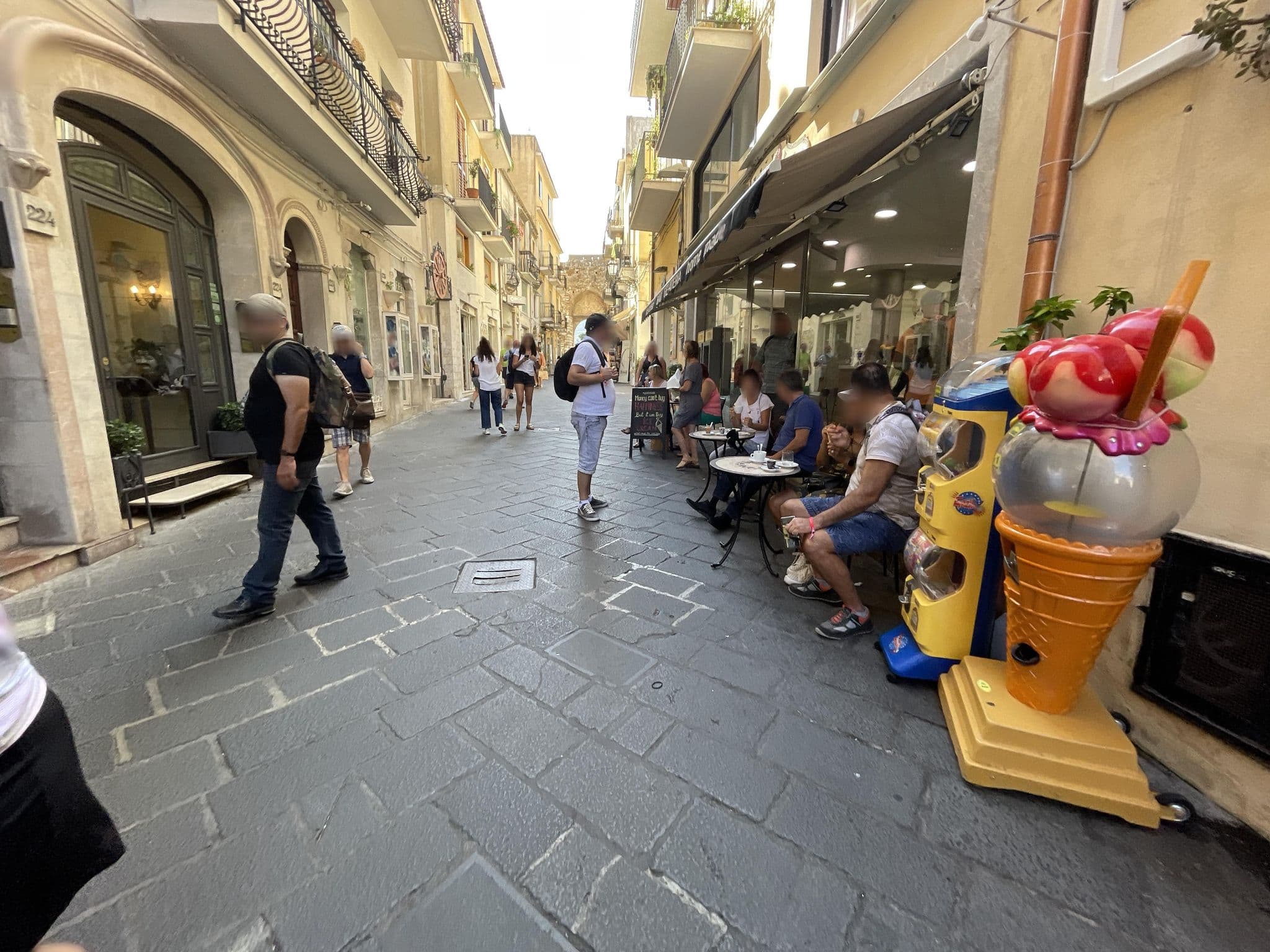 Street view near Taomau-Jewel, Taormina — © asturksever (CC BY-SA · Mapillary)