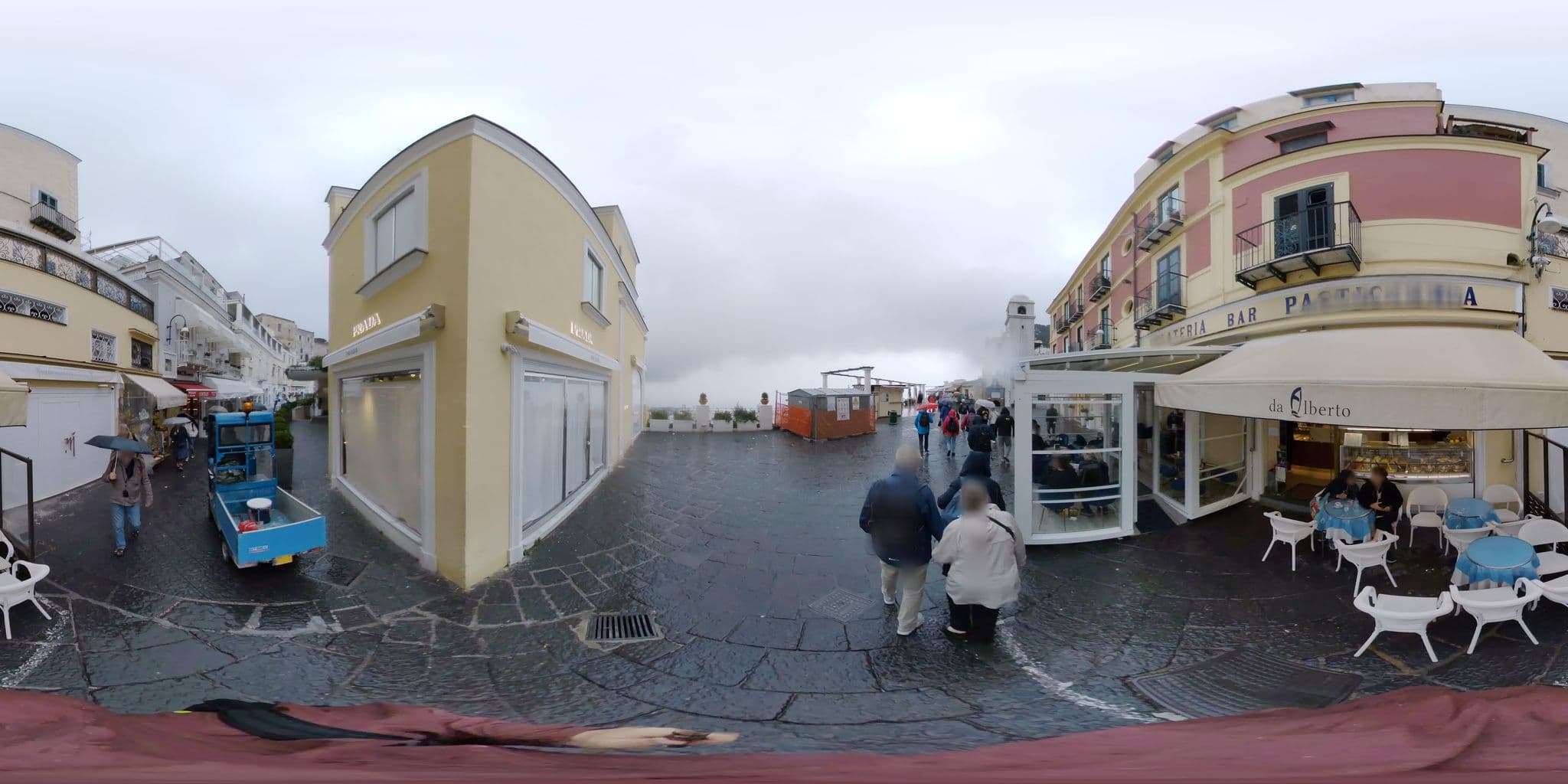 Street view near Capri Town Apartments, Capri — © stefan-RolfsRom (CC BY-SA · Mapillary)