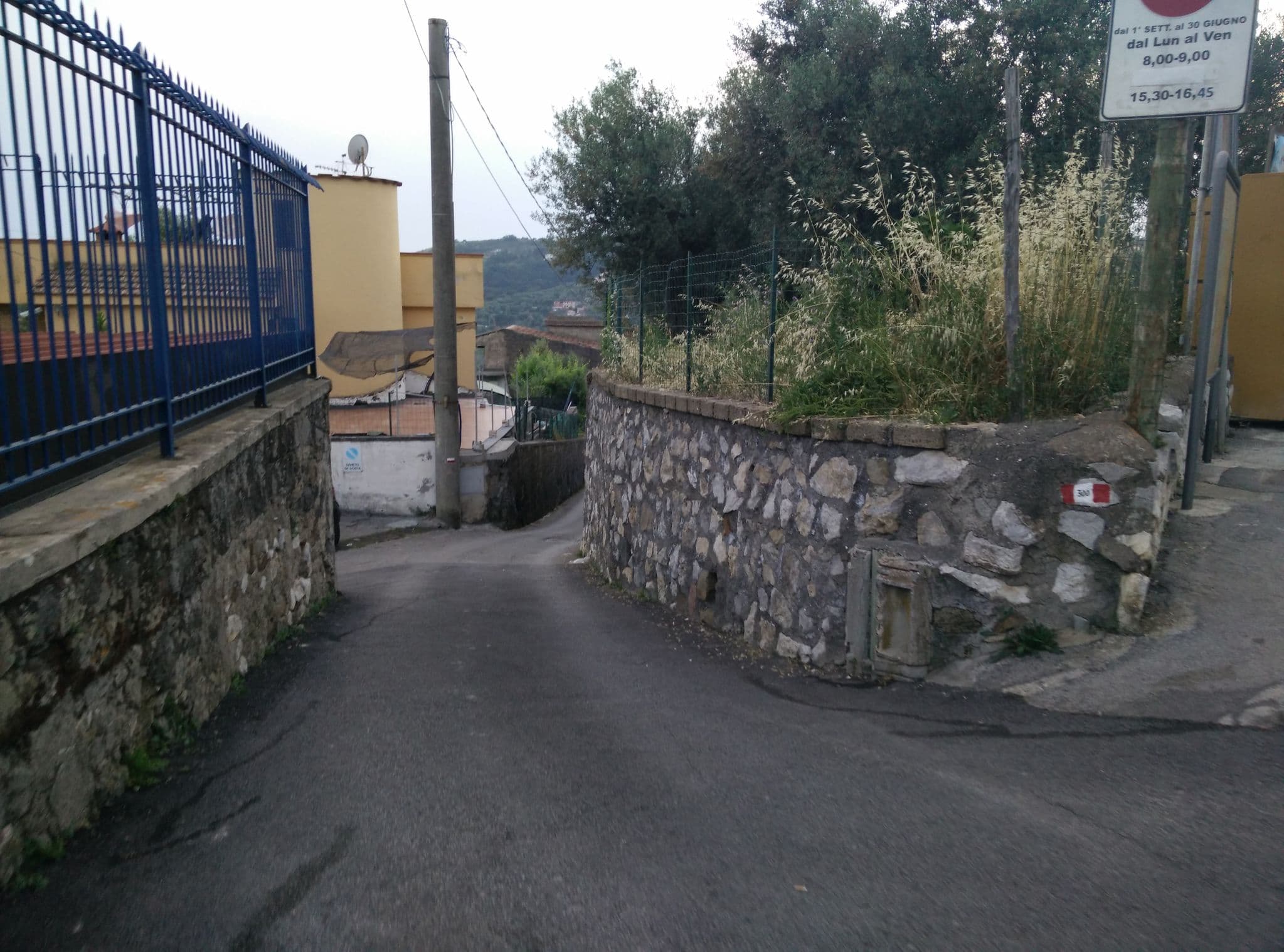 Street view near Le Due Stelle, Sant'Agata sui Due Golfi — © eppesuig (CC BY-SA · Mapillary)