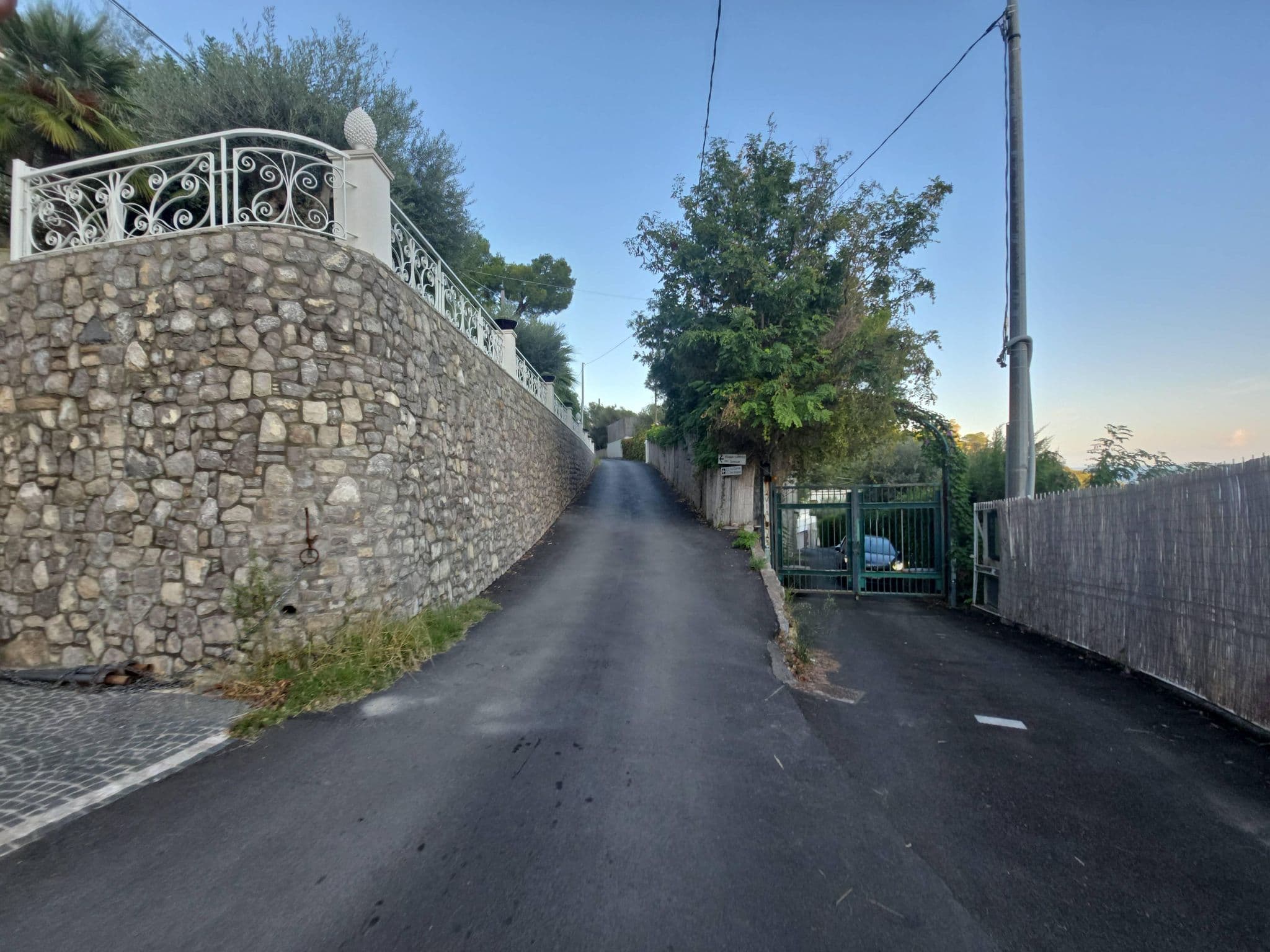Street view near Olga's Resort, Sant'Agata sui Due Golfi — © s330503 (CC BY-SA · Mapillary)