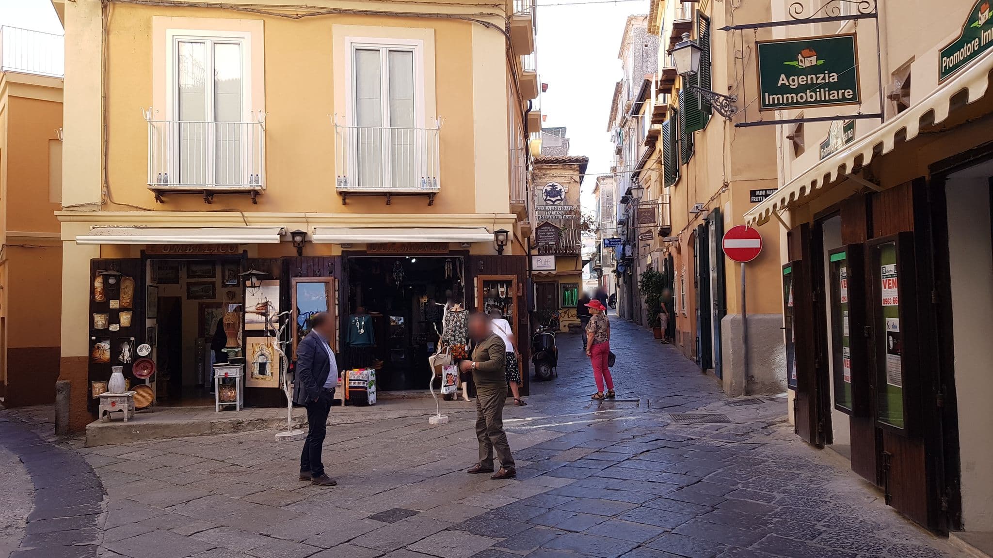 Street view near Dimora Poseidon, Tropea — © lucamenini (CC BY-SA · Mapillary)