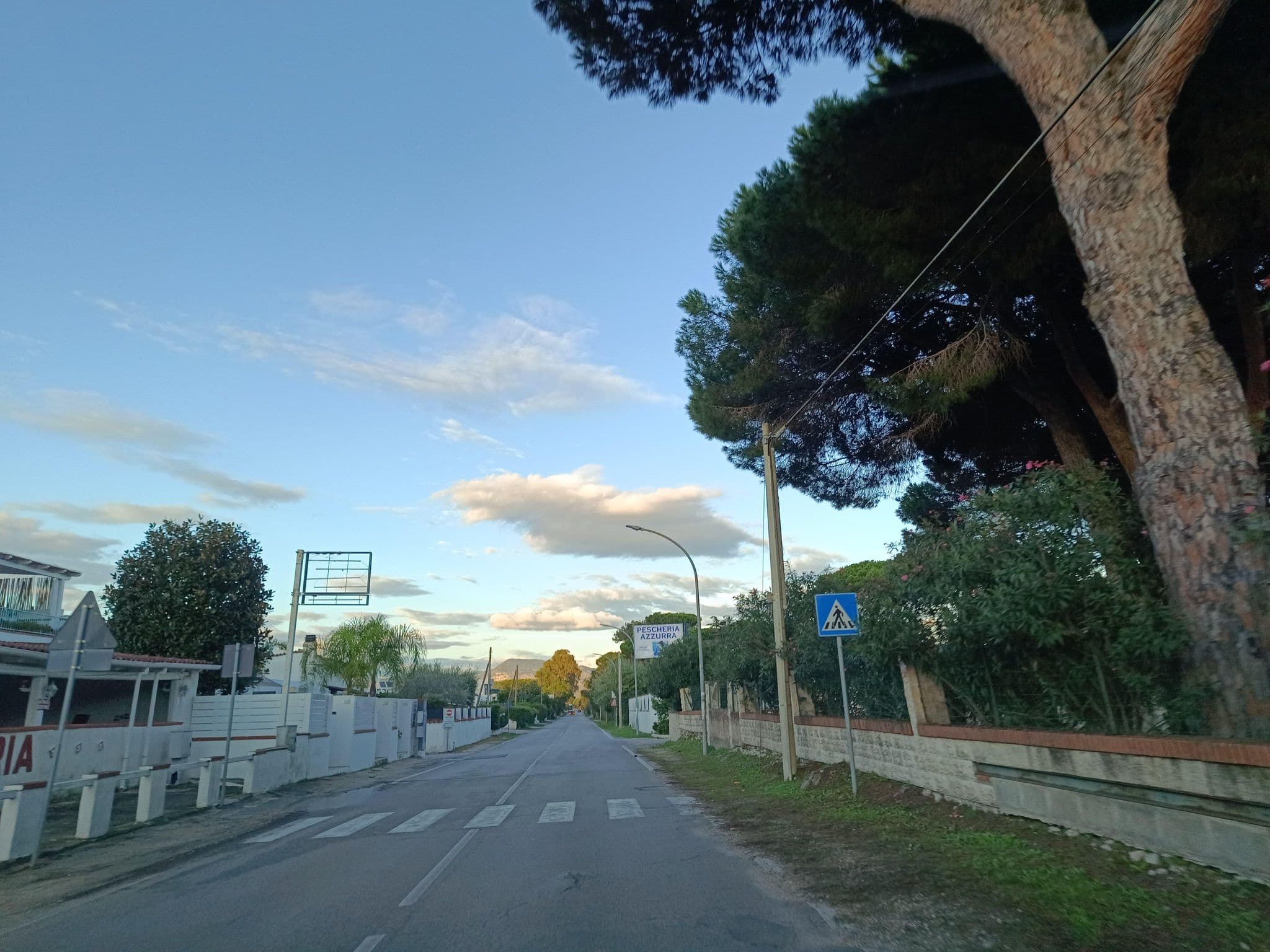 Street view near B&B Circeea, San Felice Circeo — © odiug (CC BY-SA · Mapillary)