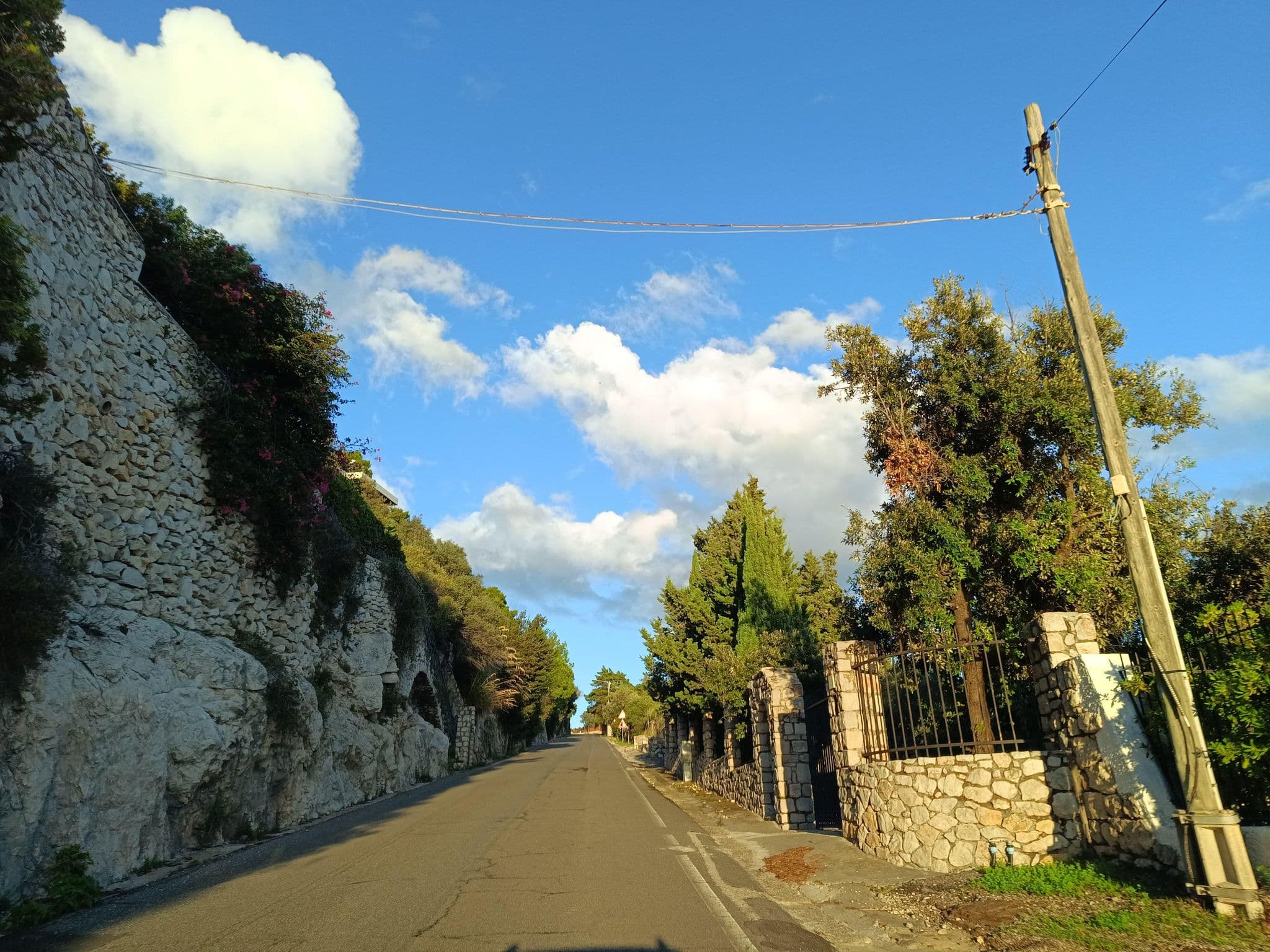 Street view near Residenza di Torre Fico, San Felice Circeo — © odiug (CC BY-SA · Mapillary)