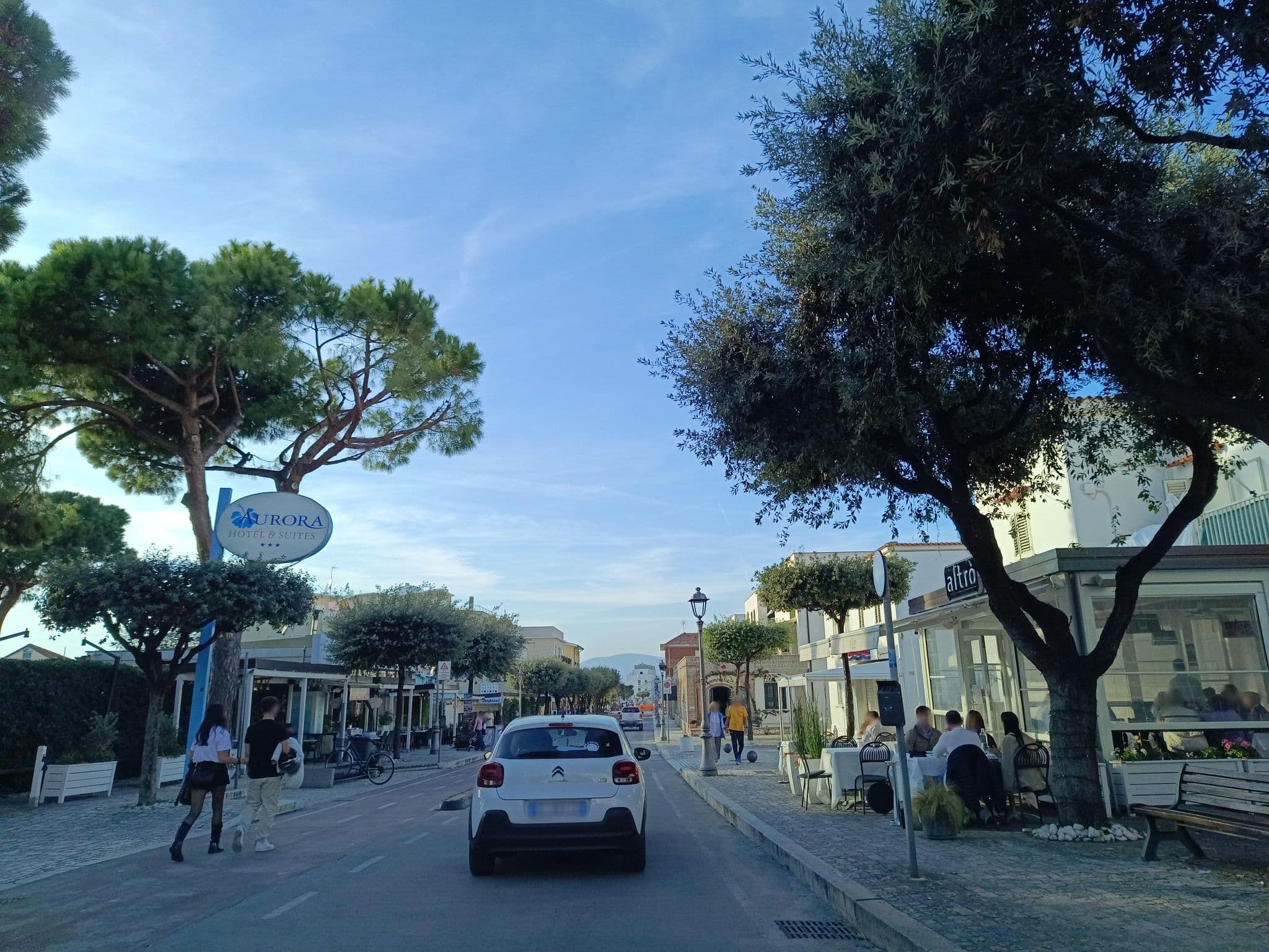 Street view near Aurora Hotel Sperlonga, Sperlonga — © odiug (CC BY-SA · Mapillary)
