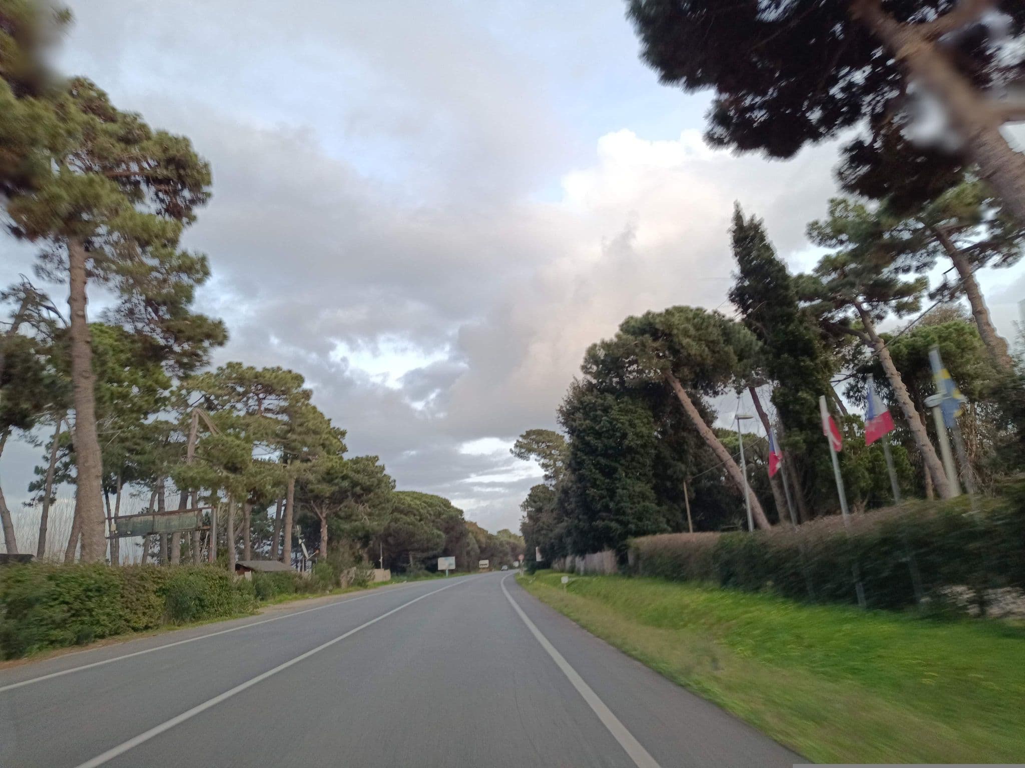 Street view near Settebello Village, Terracina — © odiug (CC BY-SA · Mapillary)