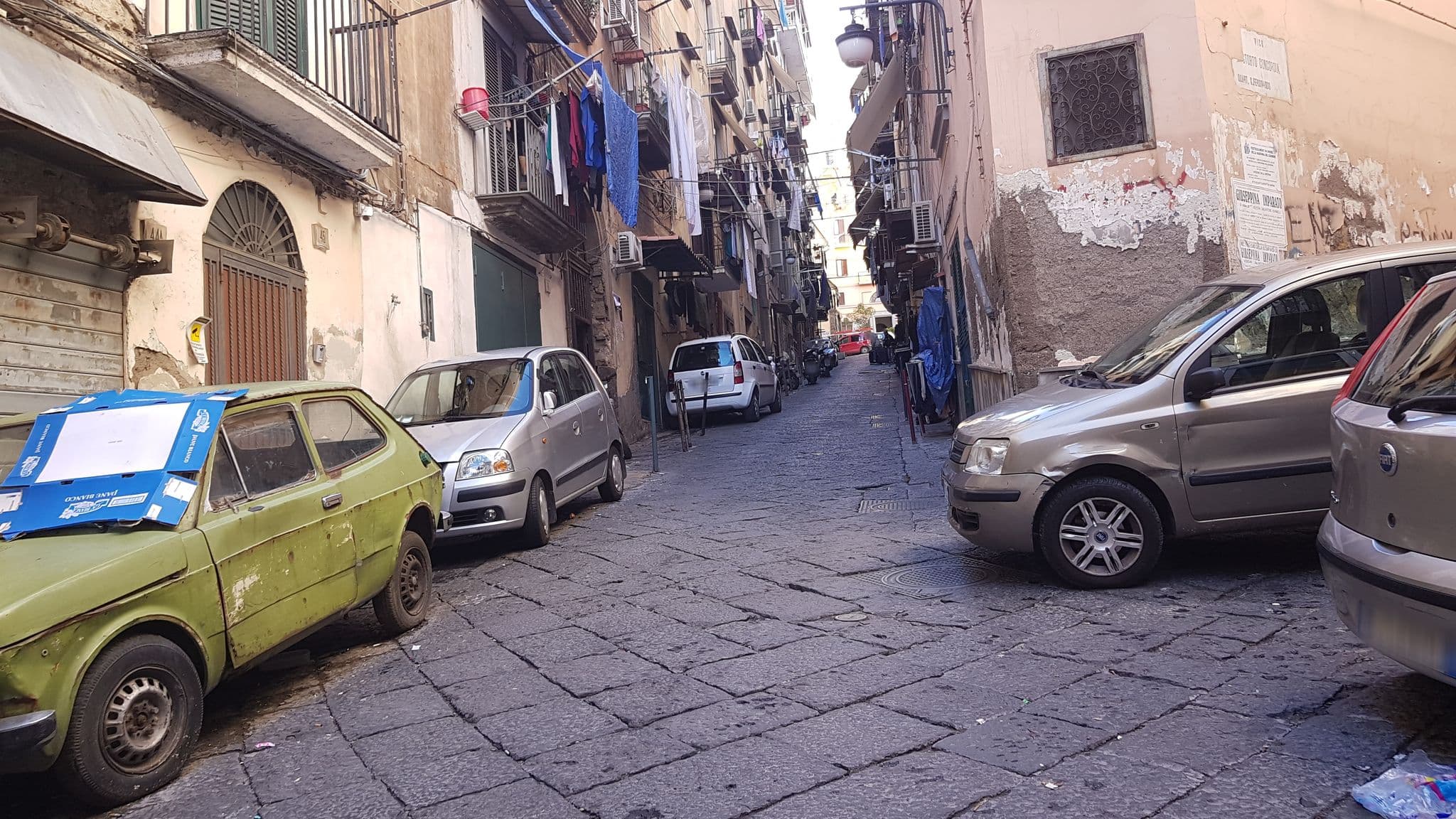 Street view near Mola Rooms, Montecalvario — © 0122000022 (CC BY-SA · Mapillary)