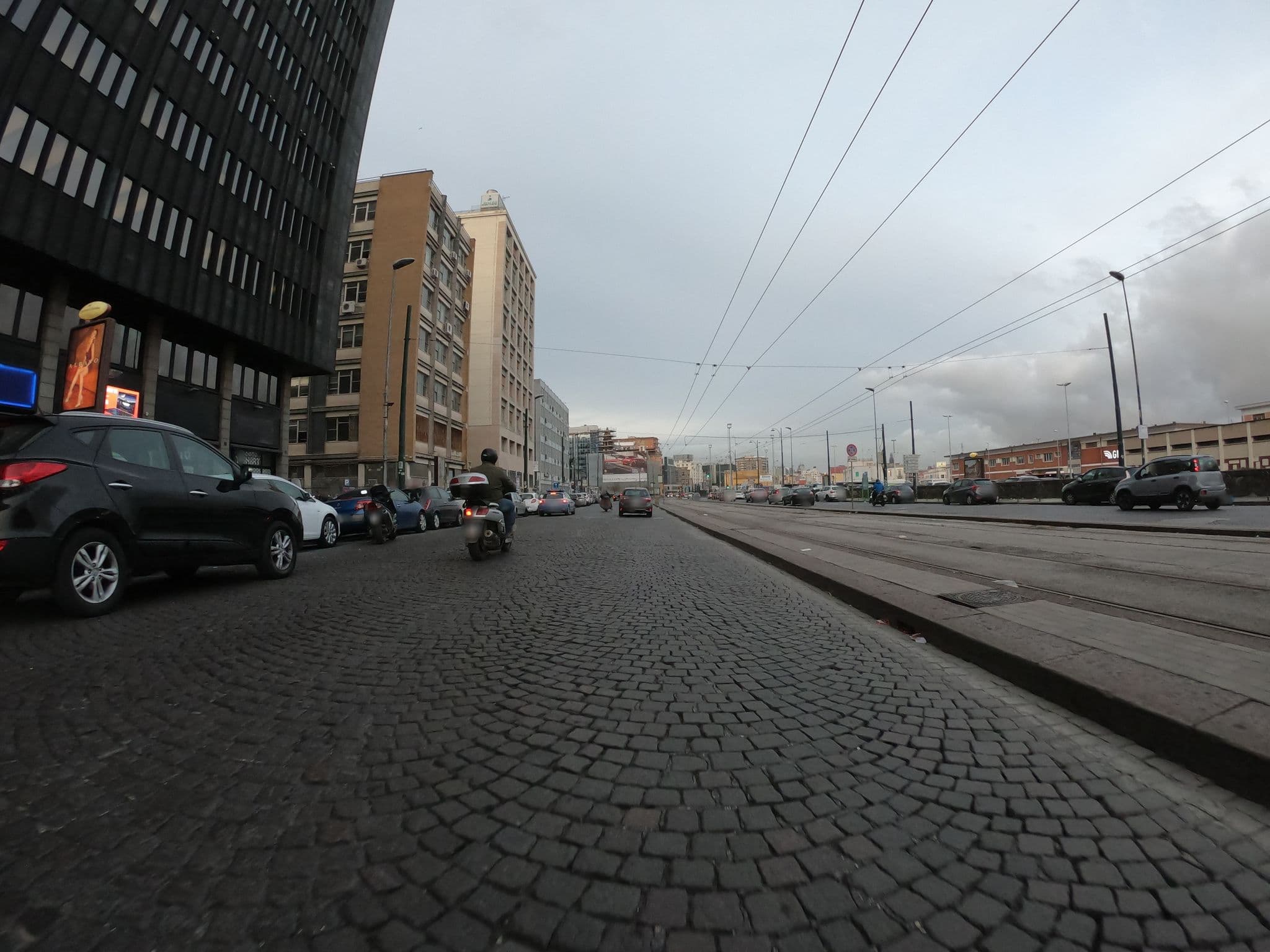 Street view near Casa Laurino B&B, Porto — © richlv (CC BY-SA · Mapillary)
