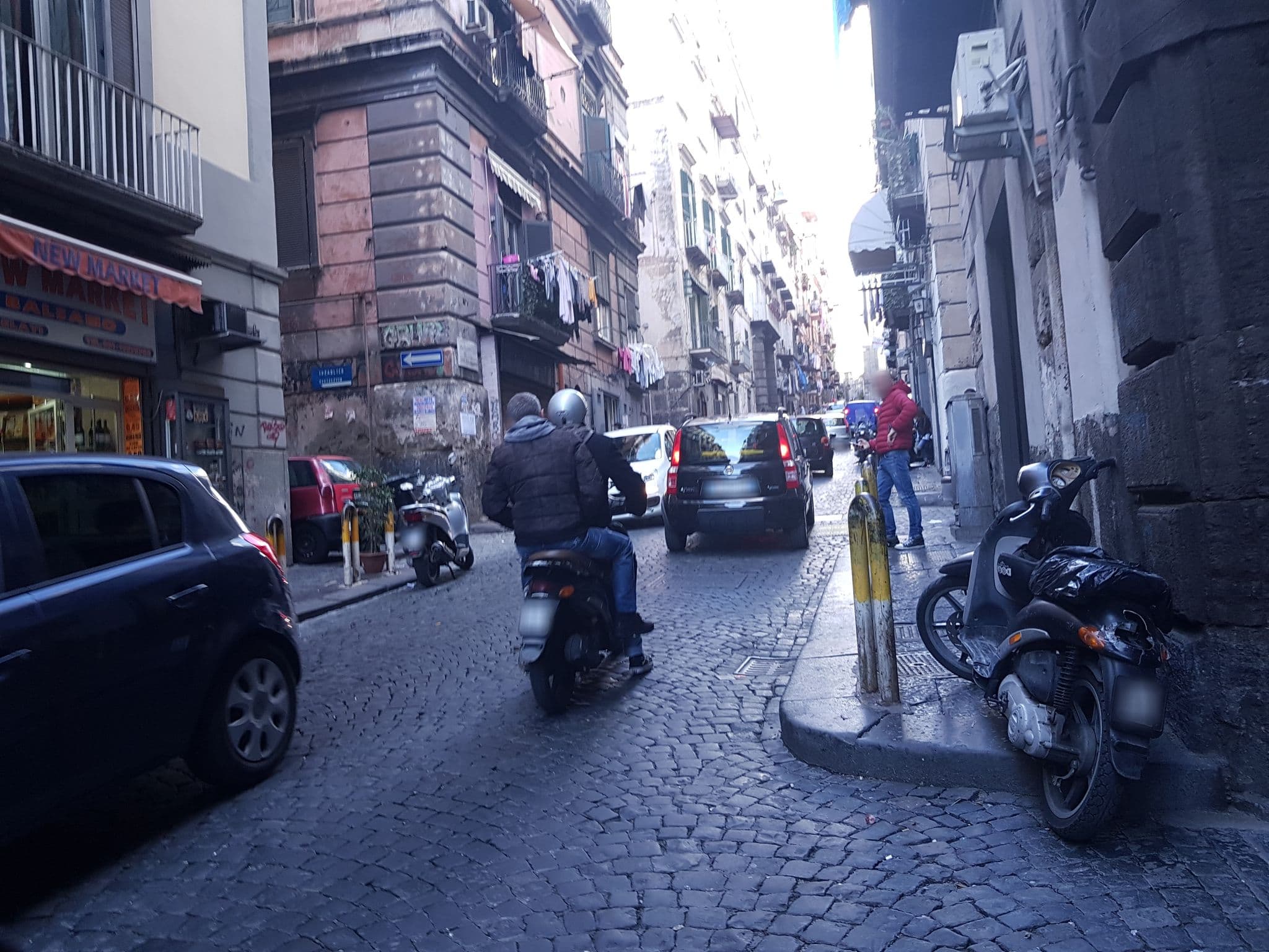 Street view near TreSette Toledo, Montecalvario — © 0122000022 (CC BY-SA · Mapillary)