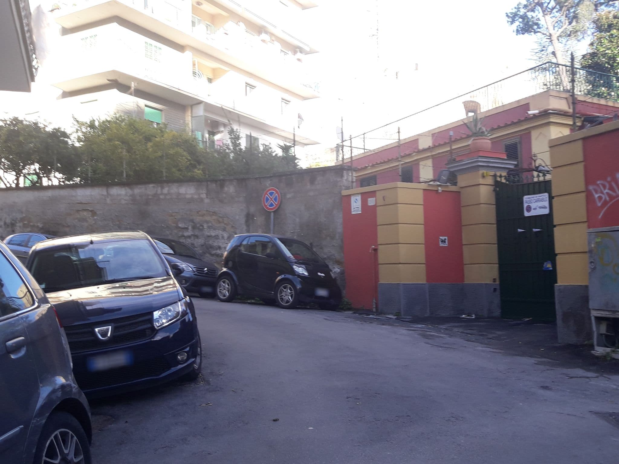 Street view near B&B La Thuya, Vomero — © eleonora10 (CC BY-SA · Mapillary)