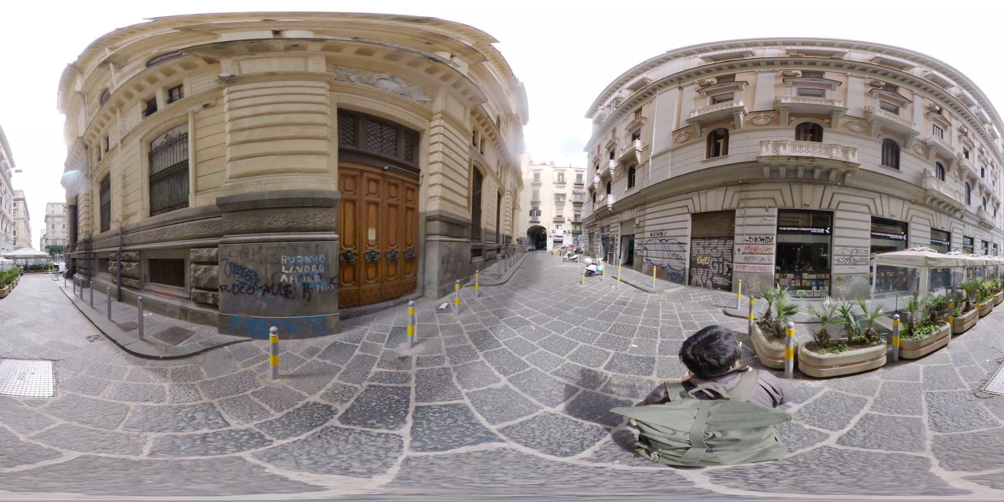 Street view near Spaccanappli Comfort Suites, Porto — © mapconcierge (CC BY-SA · Mapillary)