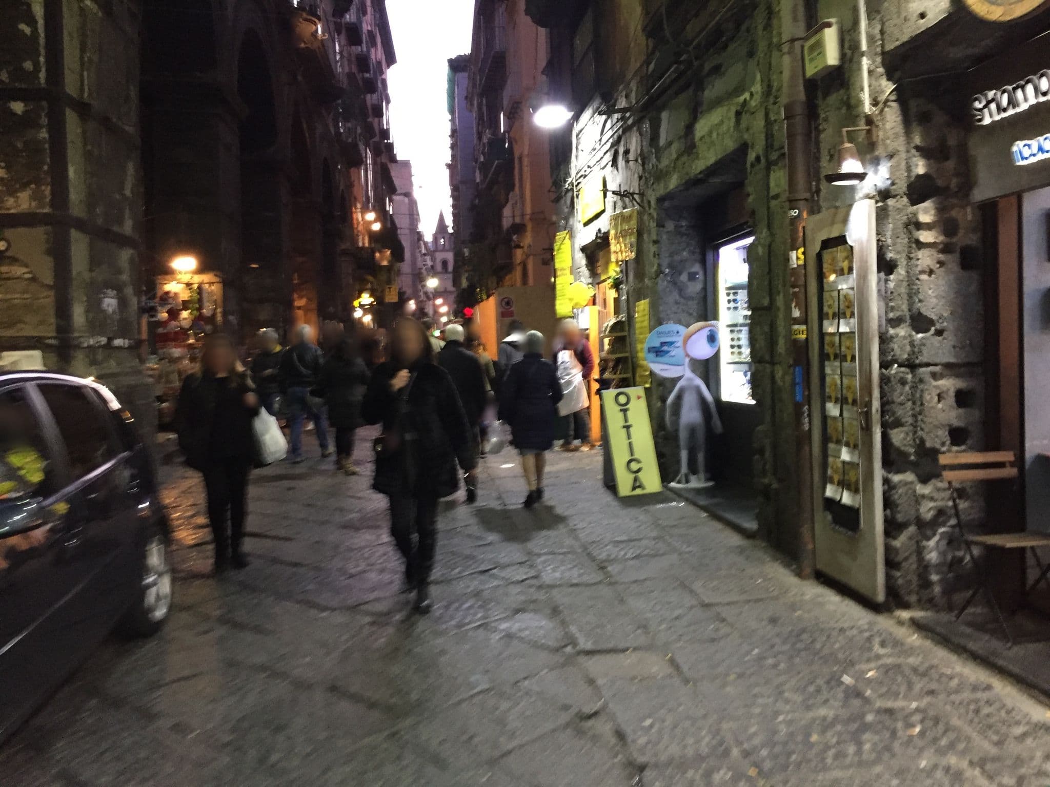 Street view near Vecchia Napoli - Tribunali, San Giuseppe — © dvdmgl (CC BY-SA · Mapillary)