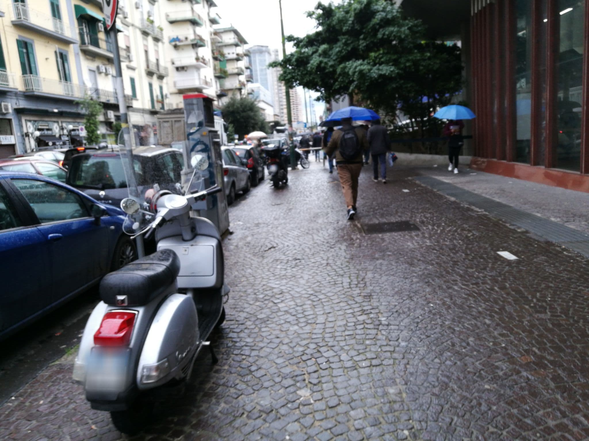 Street view near ò Vascio Appartamenti, Naples — © fran10 (CC BY-SA · Mapillary)