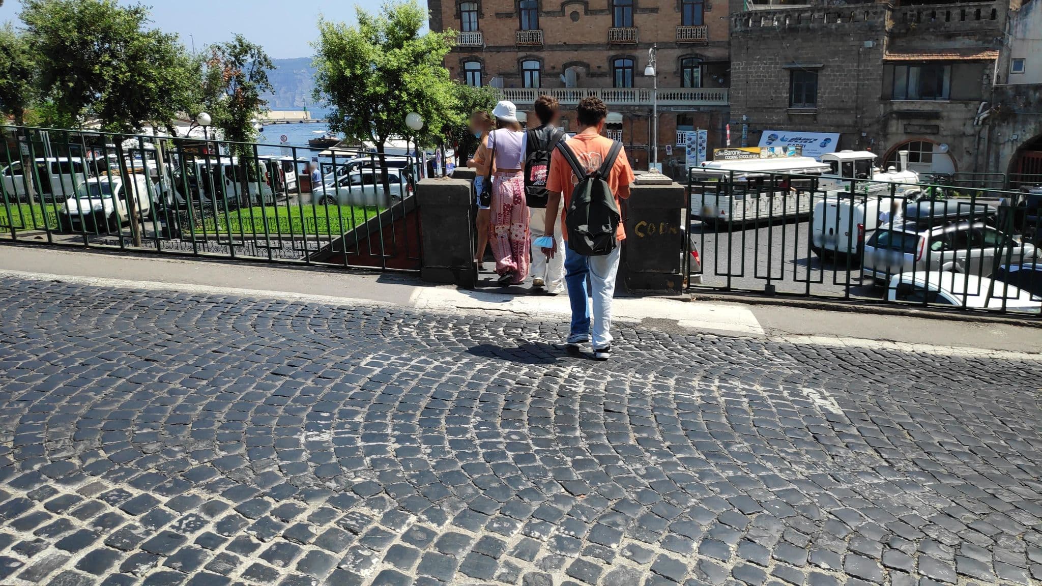 Street view near Room 207, Sorrento — © marcuscalabresus (CC BY-SA · Mapillary)