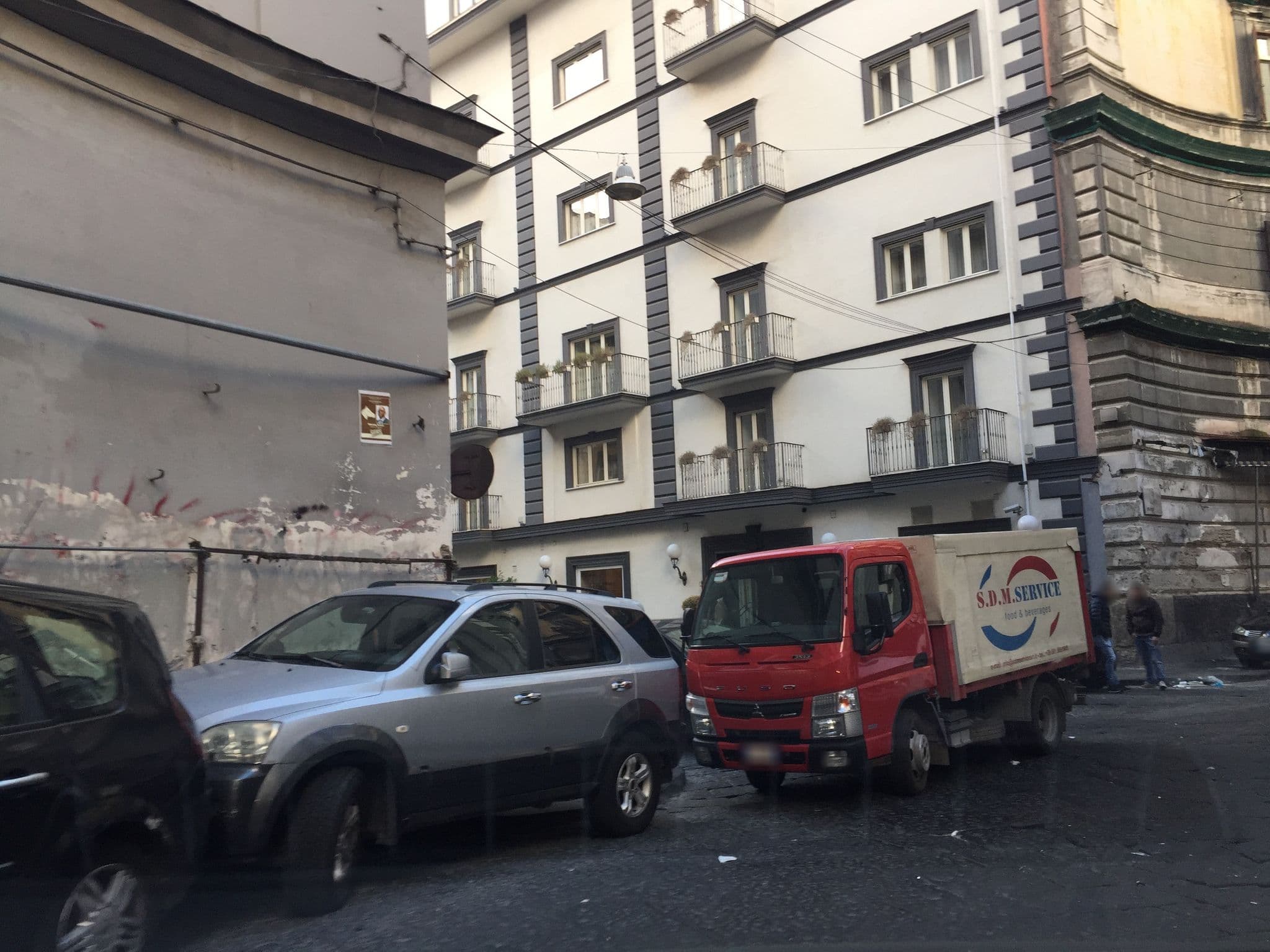 Street view near B&B Bellezze di Napoli, Naples — © richlv (CC BY-SA · Mapillary)