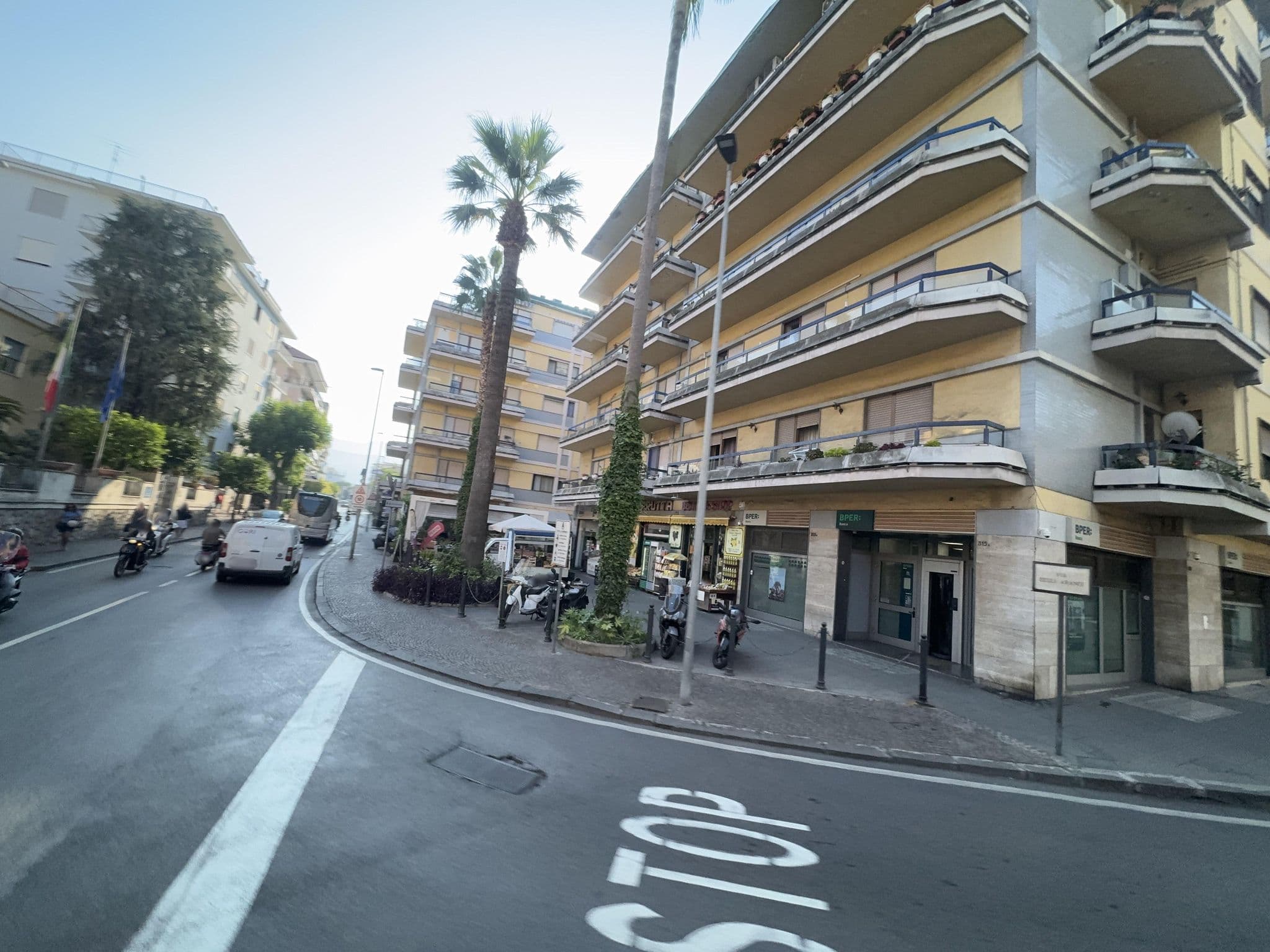 Street view near Casa Nonna Netta, Sorrento — © mapconcierge (CC BY-SA · Mapillary)