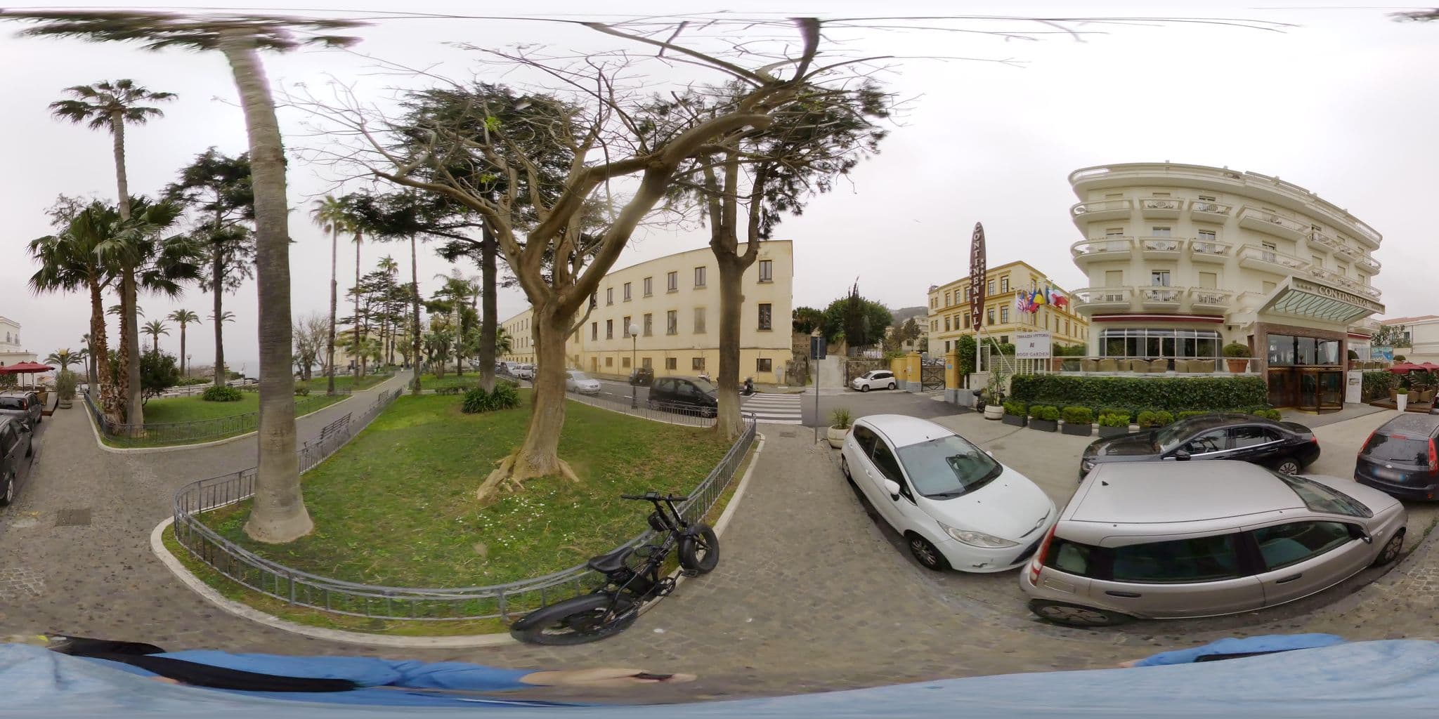 Street view near Grand Hotel Continental, Sorrento — © stefan-RolfsRom (CC BY-SA · Mapillary)