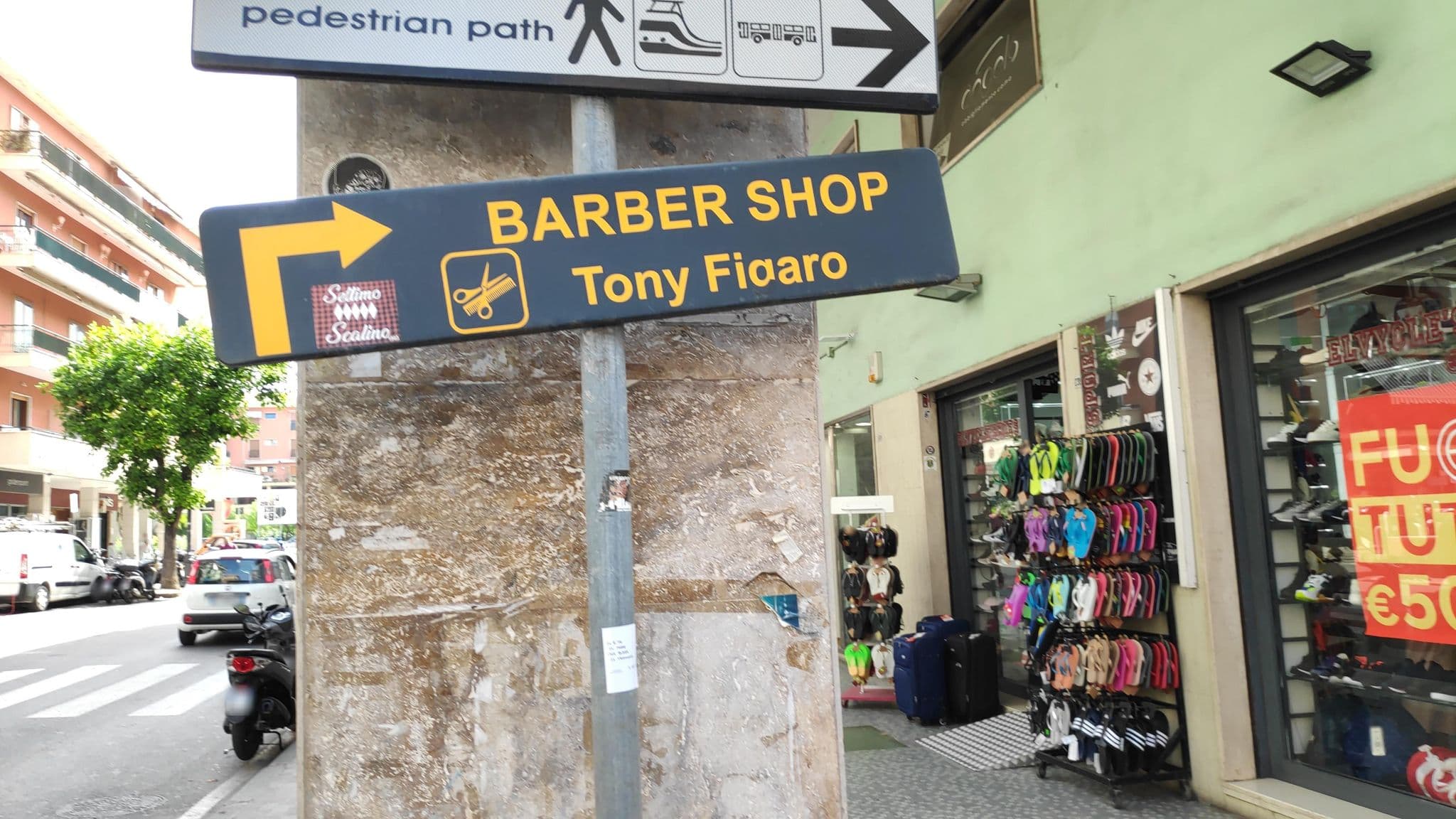 Street view near Farmashop Sorrento, Sorrento — © marcuscalabresus (CC BY-SA · Mapillary)