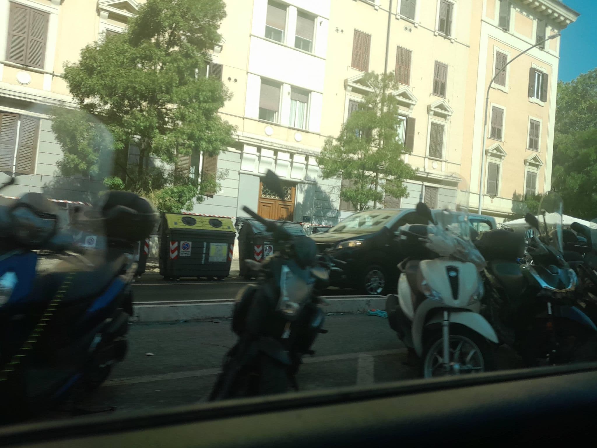 Street view near B&B Andrea, Rome — © omfg_notpr (CC BY-SA · Mapillary)
