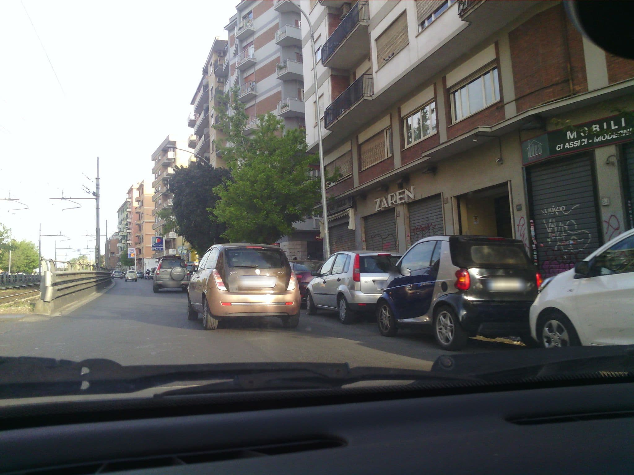Street view near Pane Amore E Cortesia, Casal Bertone — © giardia (CC BY-SA · Mapillary)
