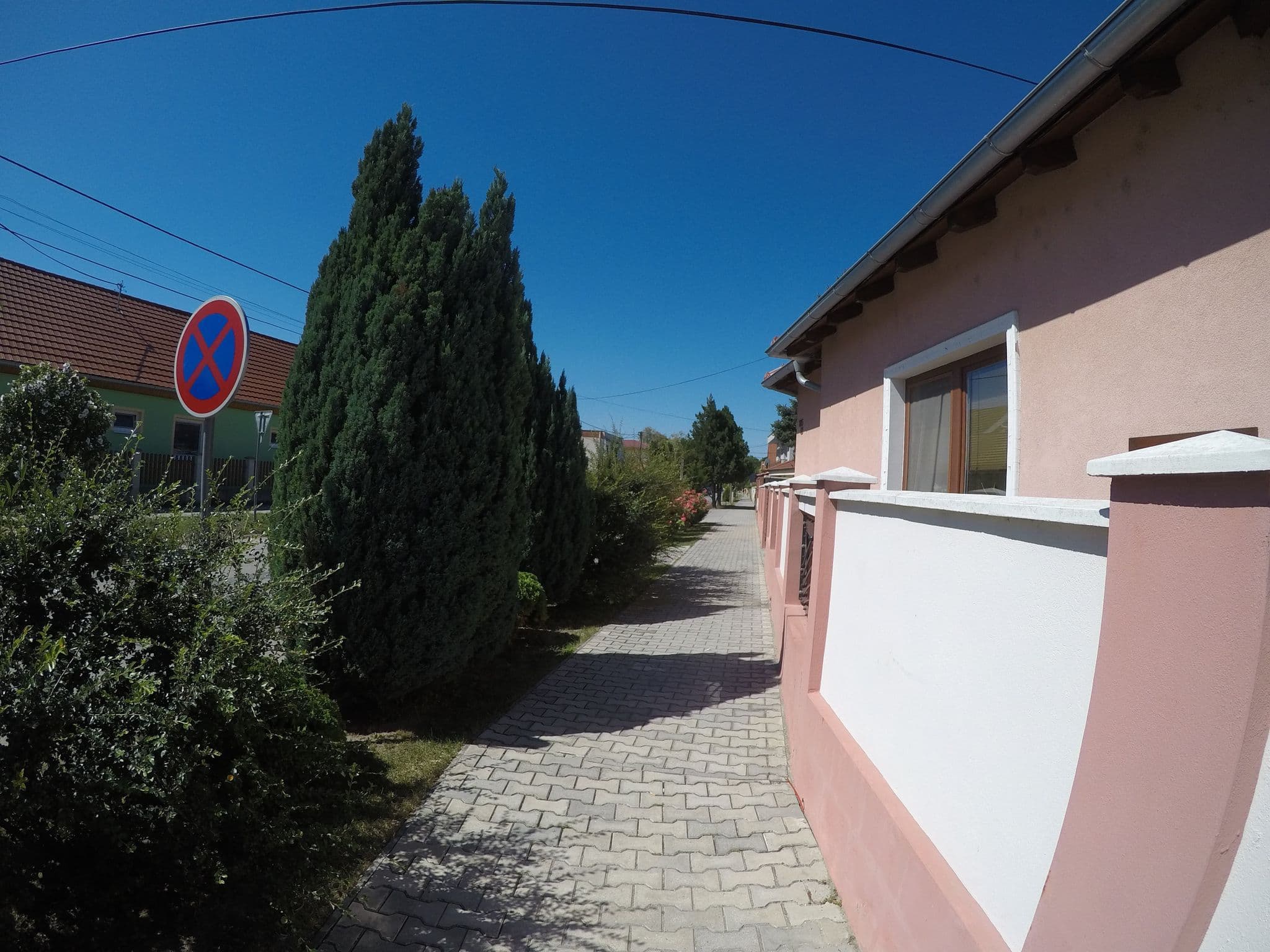 Street view near Ubytovanie u Andrása, Veľký Meder — © jose1711 (CC BY-SA · Mapillary)