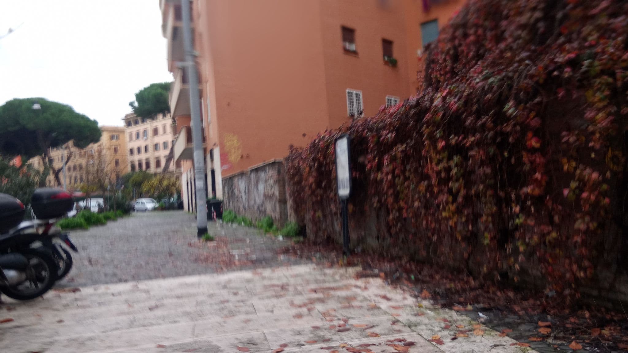 Street view near B&B Retro Rooms Termini, Esquilino — © alesarrett (CC BY-SA · Mapillary)