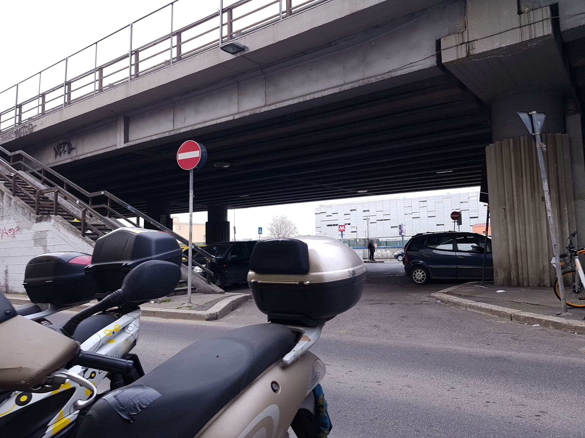 Street view near Hotel New Gemini, Casal Bertone — © ale_zena_it (CC BY-SA · Mapillary)