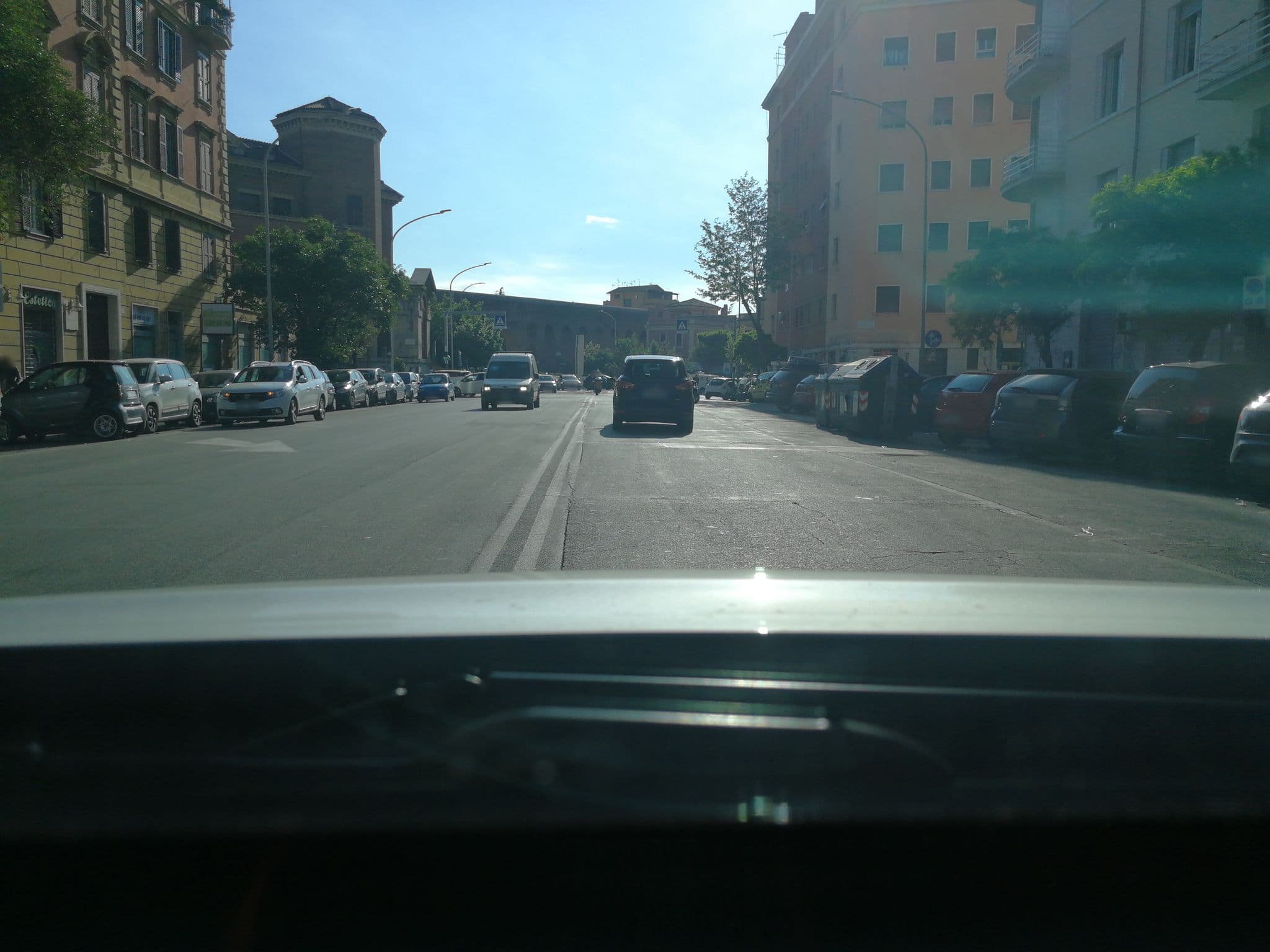 Street view near Zaffiro Bed&Breakfast, Rome — © glascialfari (CC BY-SA · Mapillary)