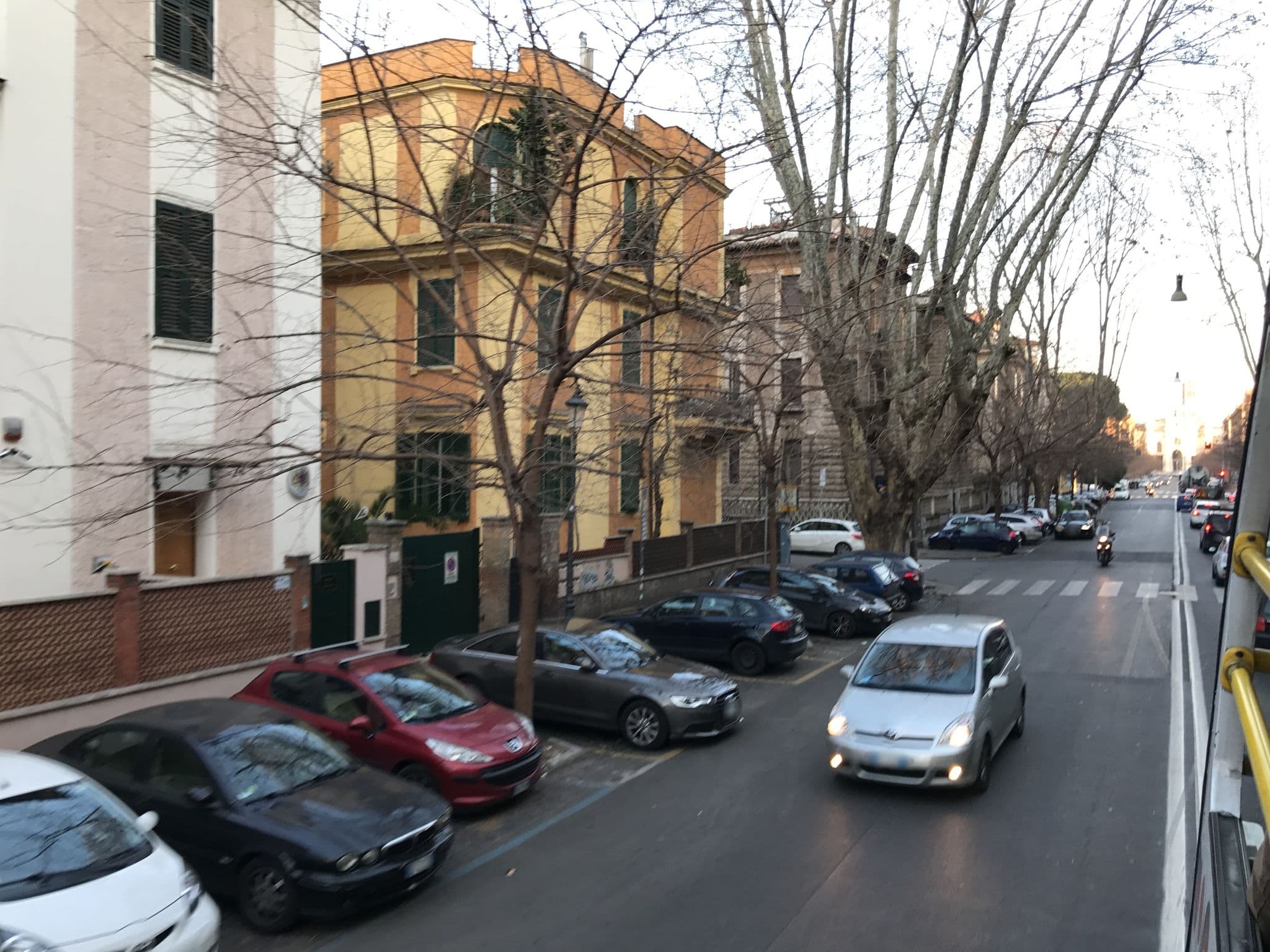 Street view near Maison Romana, Rome — © fundacja_geolife (CC BY-SA · Mapillary)