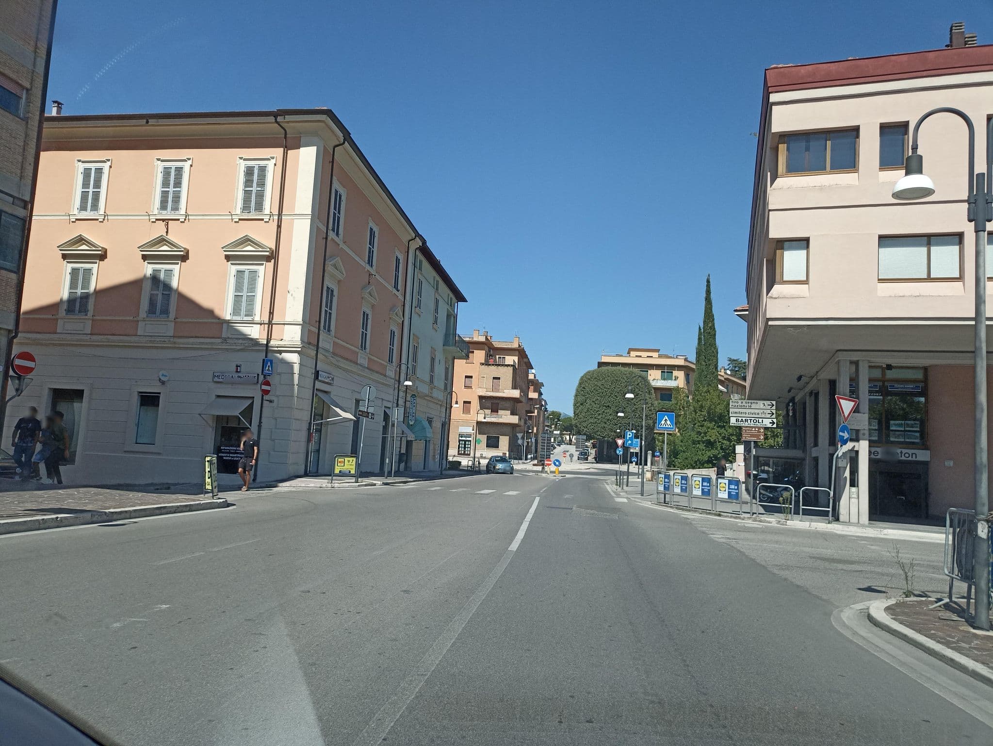 Street view near Albergo Due Porte, Spoleto — © massic80 (CC BY-SA · Mapillary)