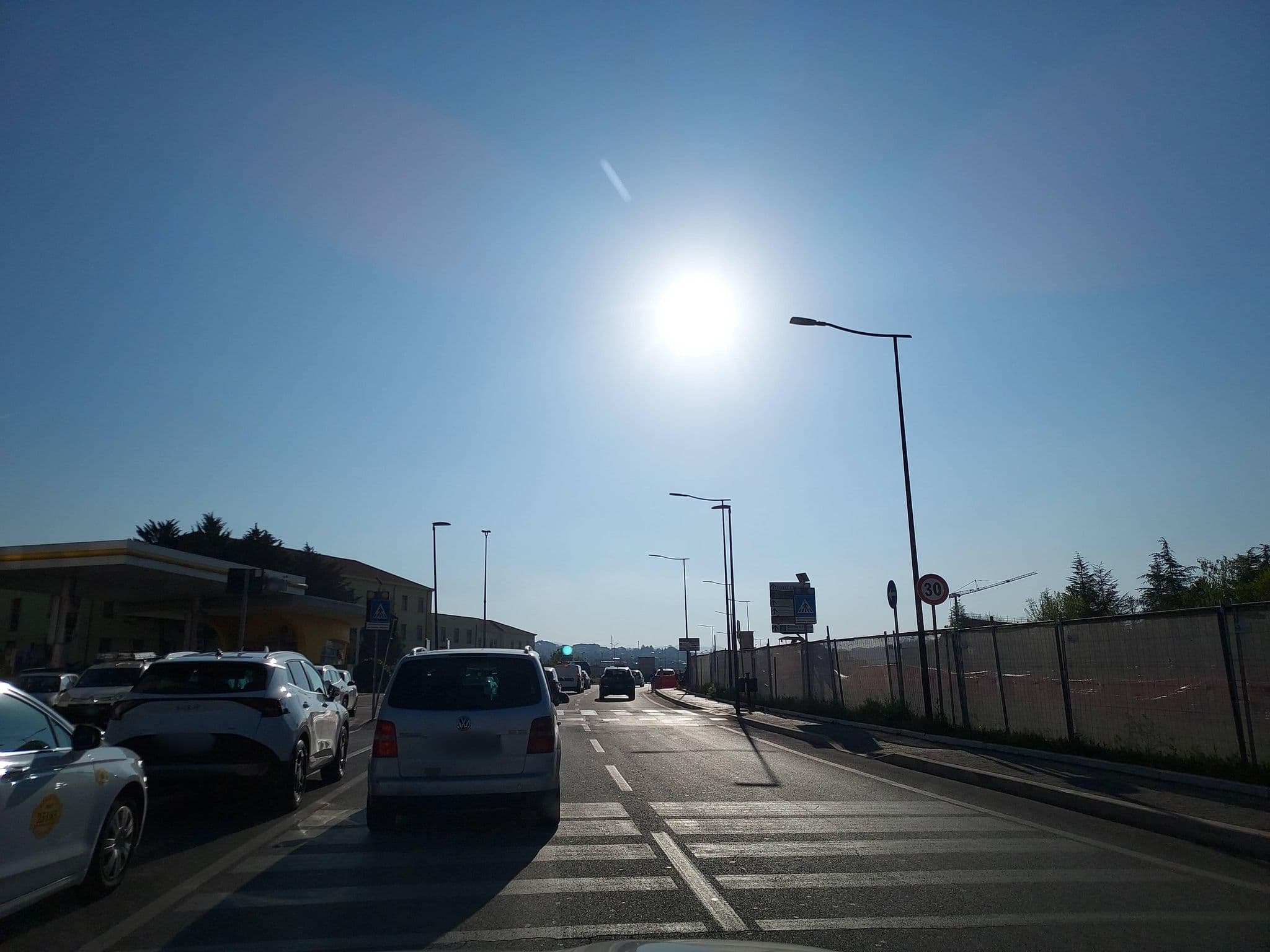 Street view near Canadian Sporting Club - Piscina, L'Aquila — © odiug (CC BY-SA · Mapillary)
