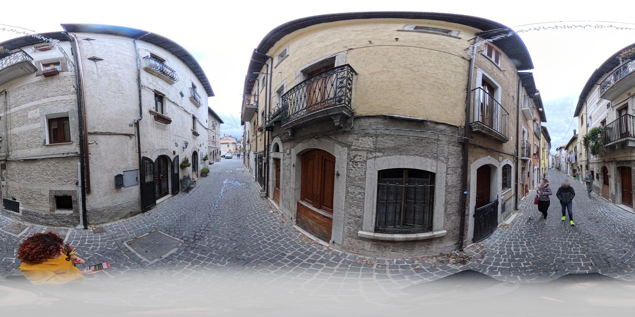 Street view near B&B della Nonna, Pescasseroli — © odiug (CC BY-SA · Mapillary)