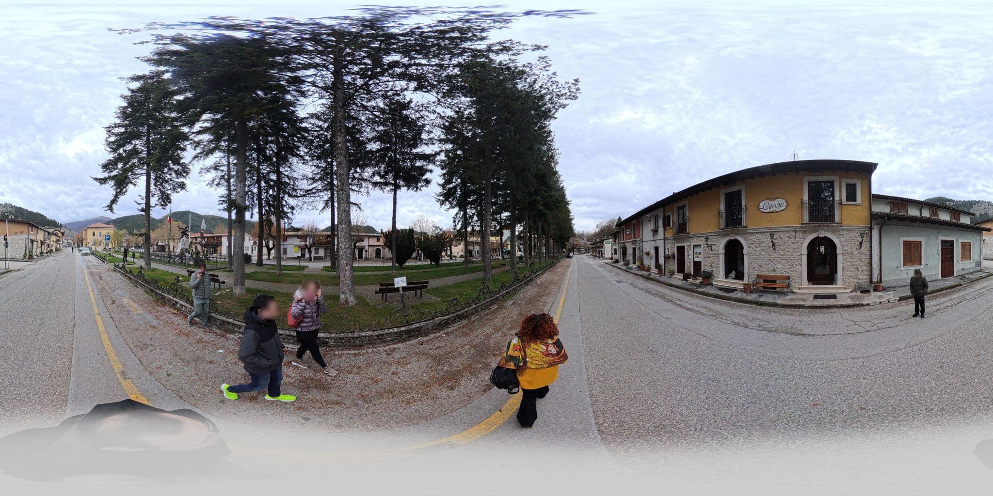 Street view near Residence Palace Prato Verde I, Pescasseroli — © odiug (CC BY-SA · Mapillary)