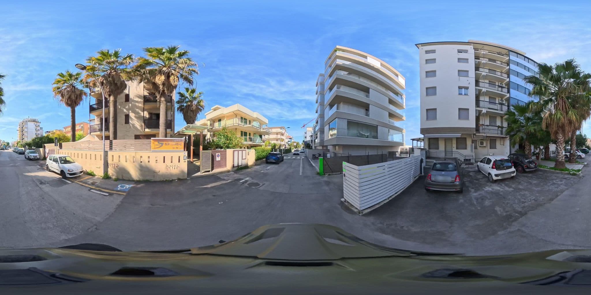 Street view near Hotel La Sfinge, Martinsicuro — © maloss34 (CC BY-SA · Mapillary)