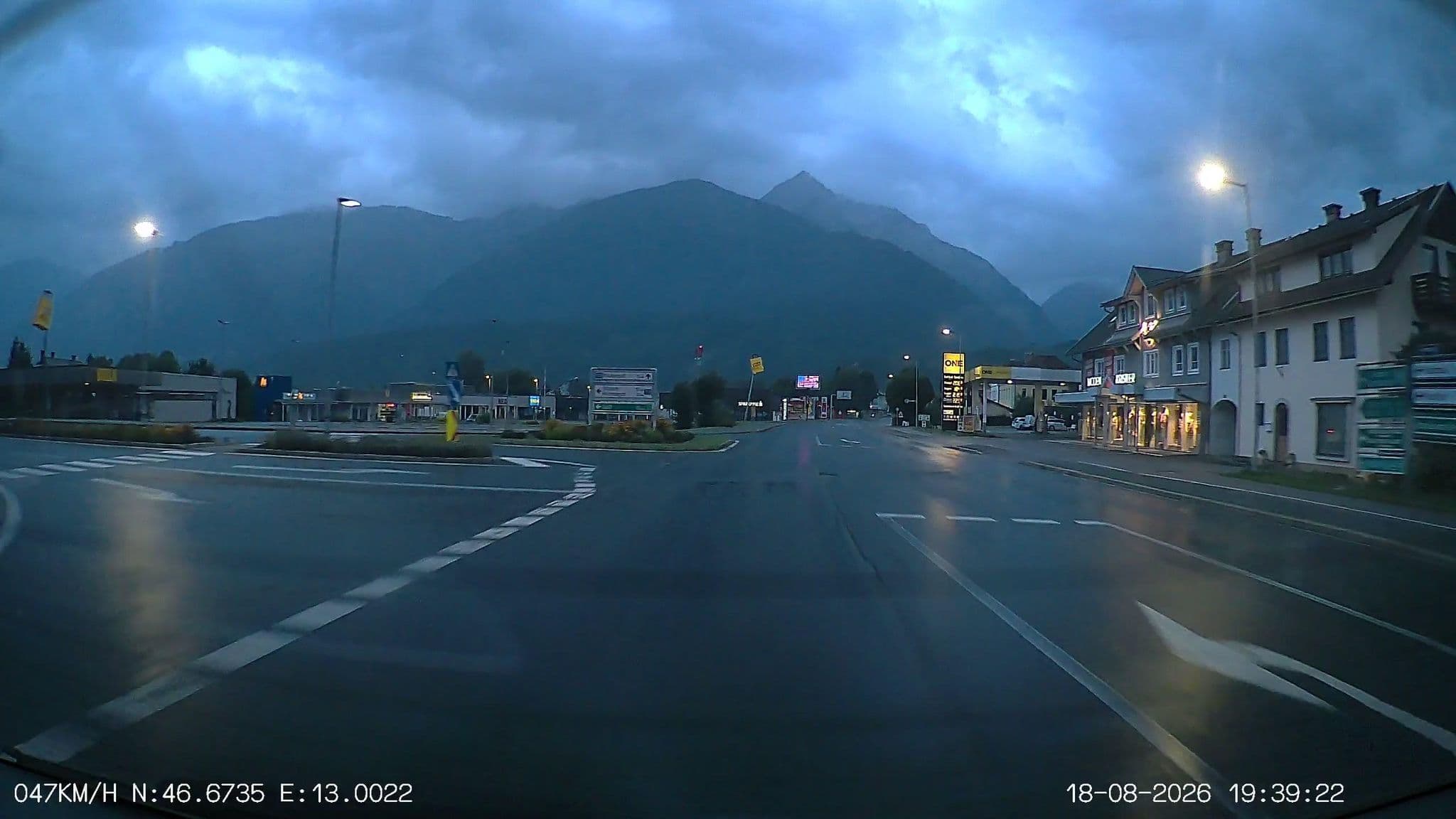 Street view near Motorradhotel Gailtaler Hof, Kötschach — © heetENkoel (CC BY-SA · Mapillary)