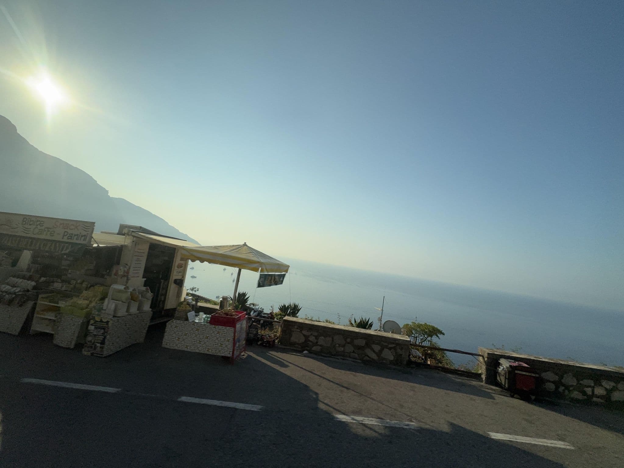 Street view near Villa Tre Archi, Positano — © mapconcierge (CC BY-SA · Mapillary)