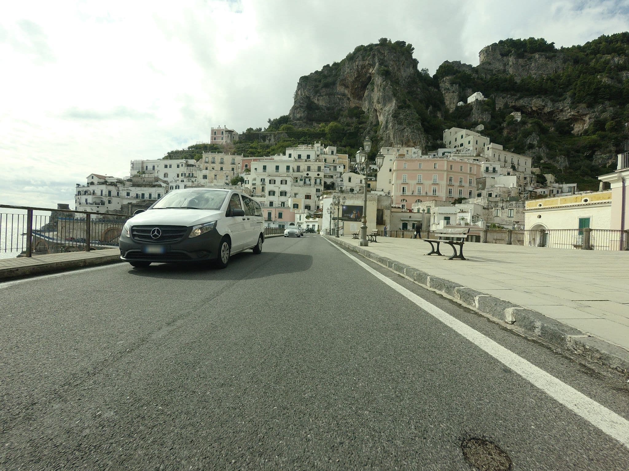 Street view near A’Scalinatella, Amalfi — © esario (CC BY-SA · Mapillary)