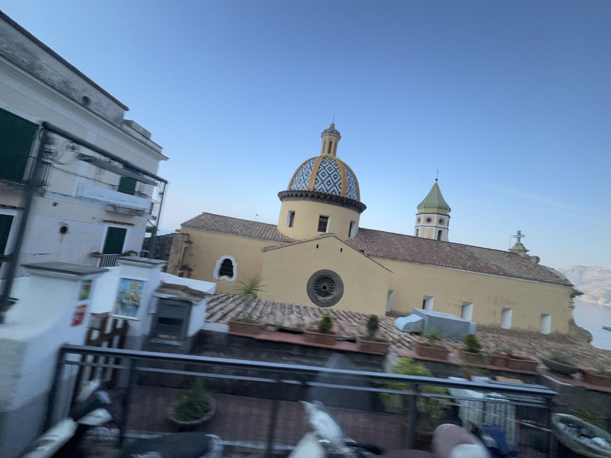 Street view near Villa Giulia, Praiano — © mapconcierge (CC BY-SA · Mapillary)