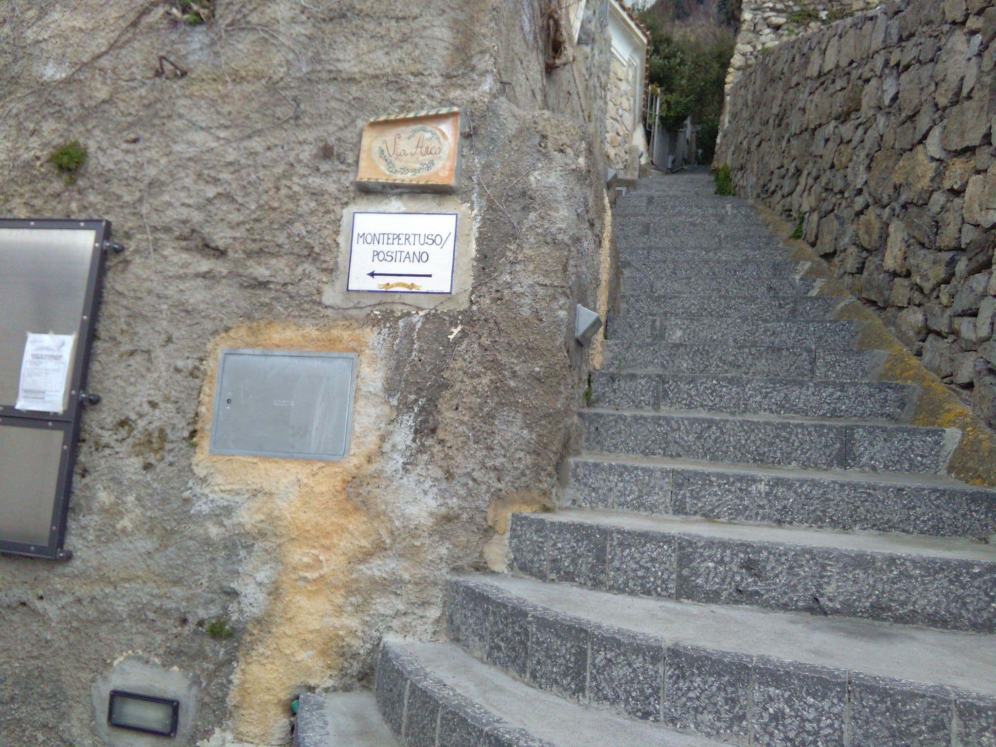 Street view near Casa il Sentiero degli Dei, Positano — © ris (CC BY-SA · Mapillary)