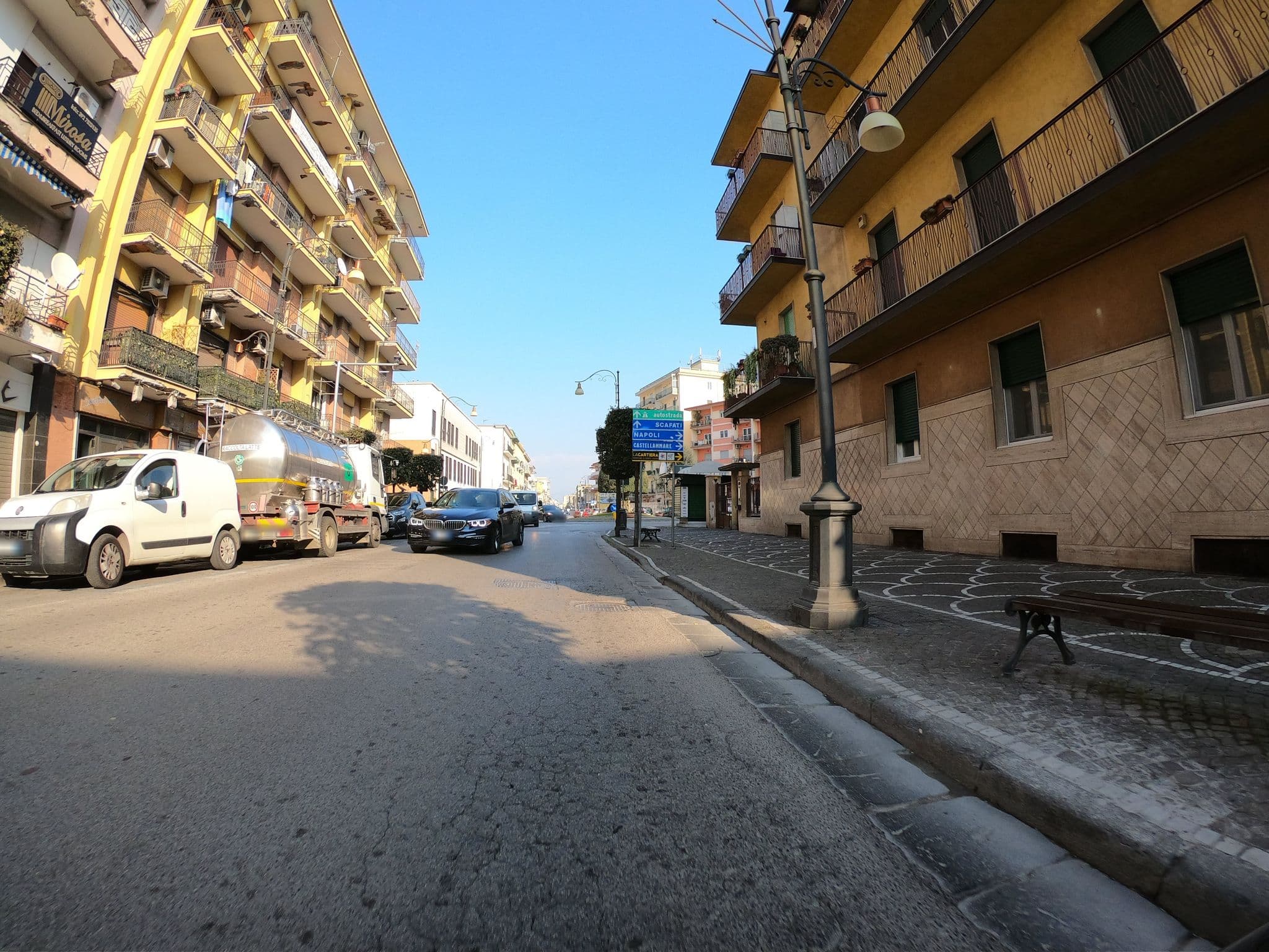 Street view near Sanctuary Rooms, Pompei — © richlv (CC BY-SA · Mapillary)