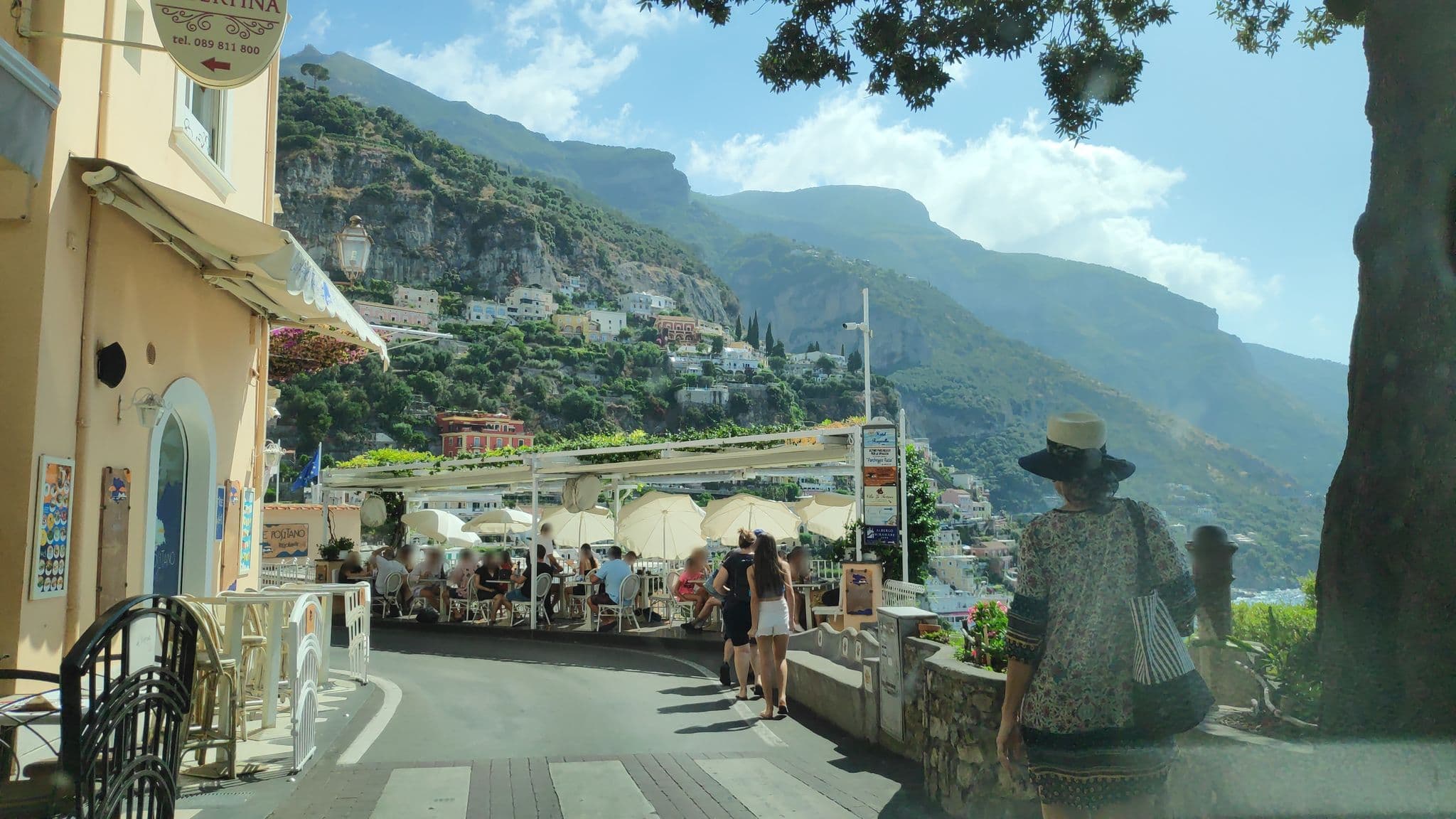 Street view near Emporio Le Sirenuse On Line, Positano — © marcuscalabresus (CC BY-SA · Mapillary)