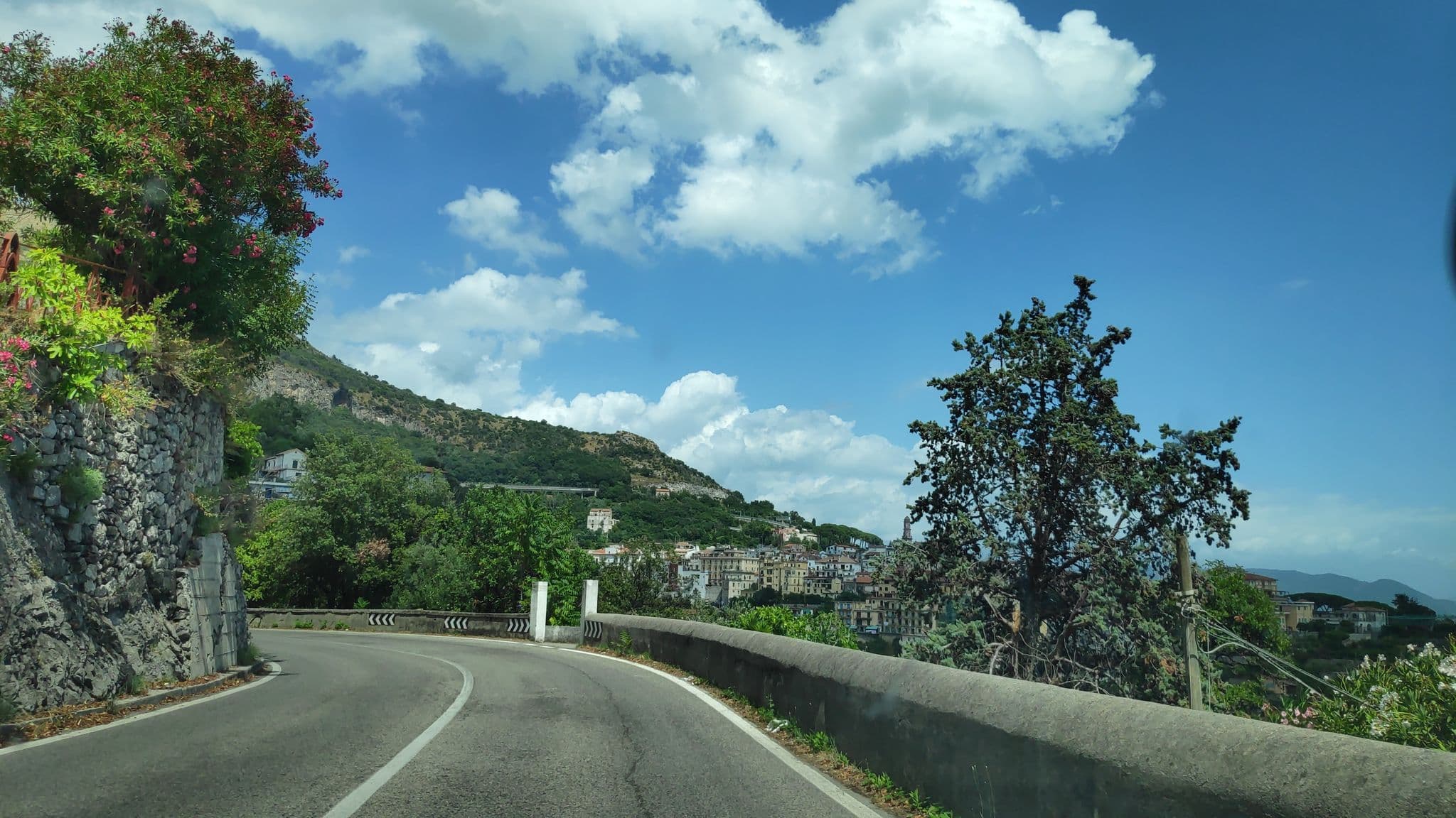 Street view near Borgo Santandrea, Vietri sul Mare — © marcuscalabresus (CC BY-SA · Mapillary)