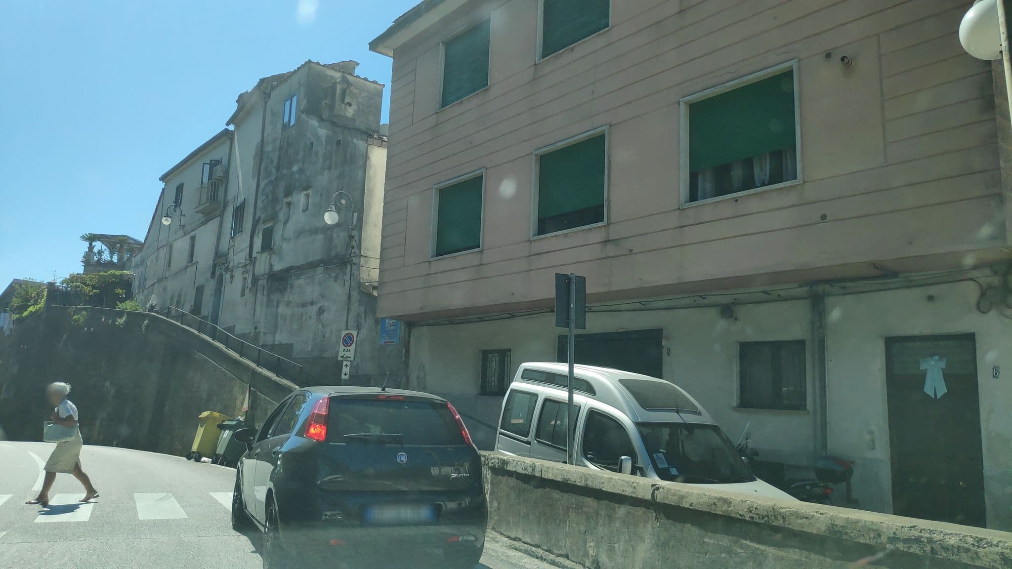 Street view near B&B Elisa, Vietri sul Mare — © marcuscalabresus (CC BY-SA · Mapillary)