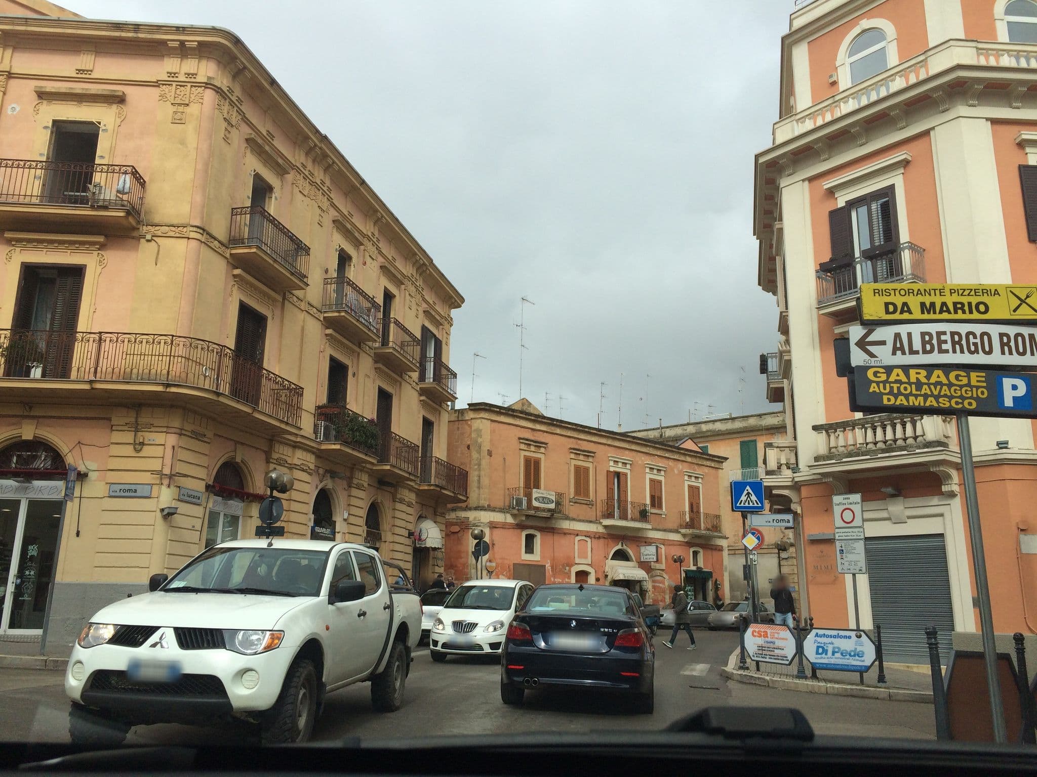 Street view near Residence Le Vie del Centro, Matera — © raxpa (CC BY-SA · Mapillary)